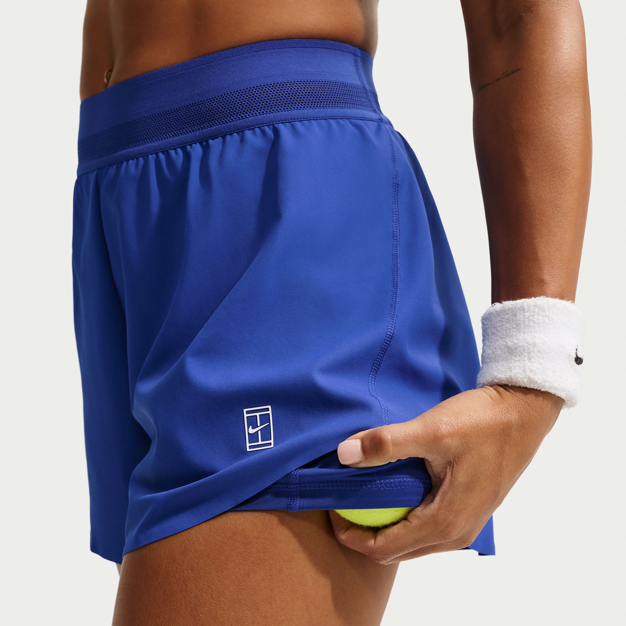 Nike Women's Court Ace Advantage Dri-FIT Tennis Short