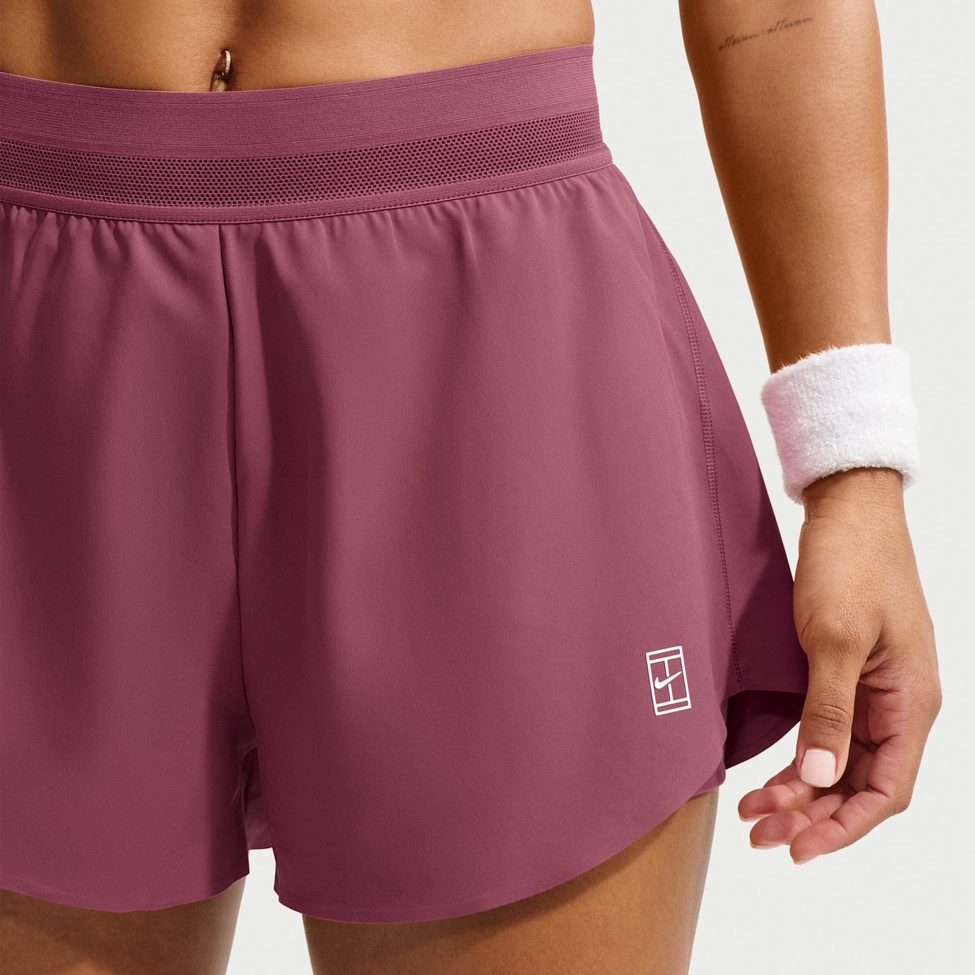 Nike Women's Court Ace Advantage Dri-FIT Tennis Short