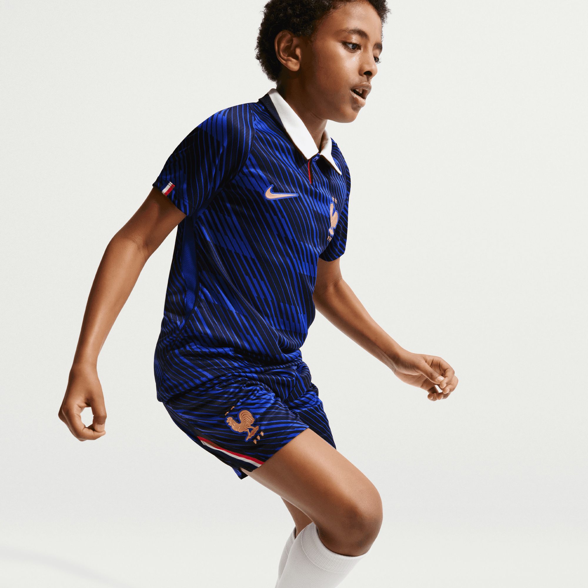 Nike Youth France 2026 Home Replica Shorts