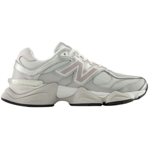 New Balance 9060 Shoes