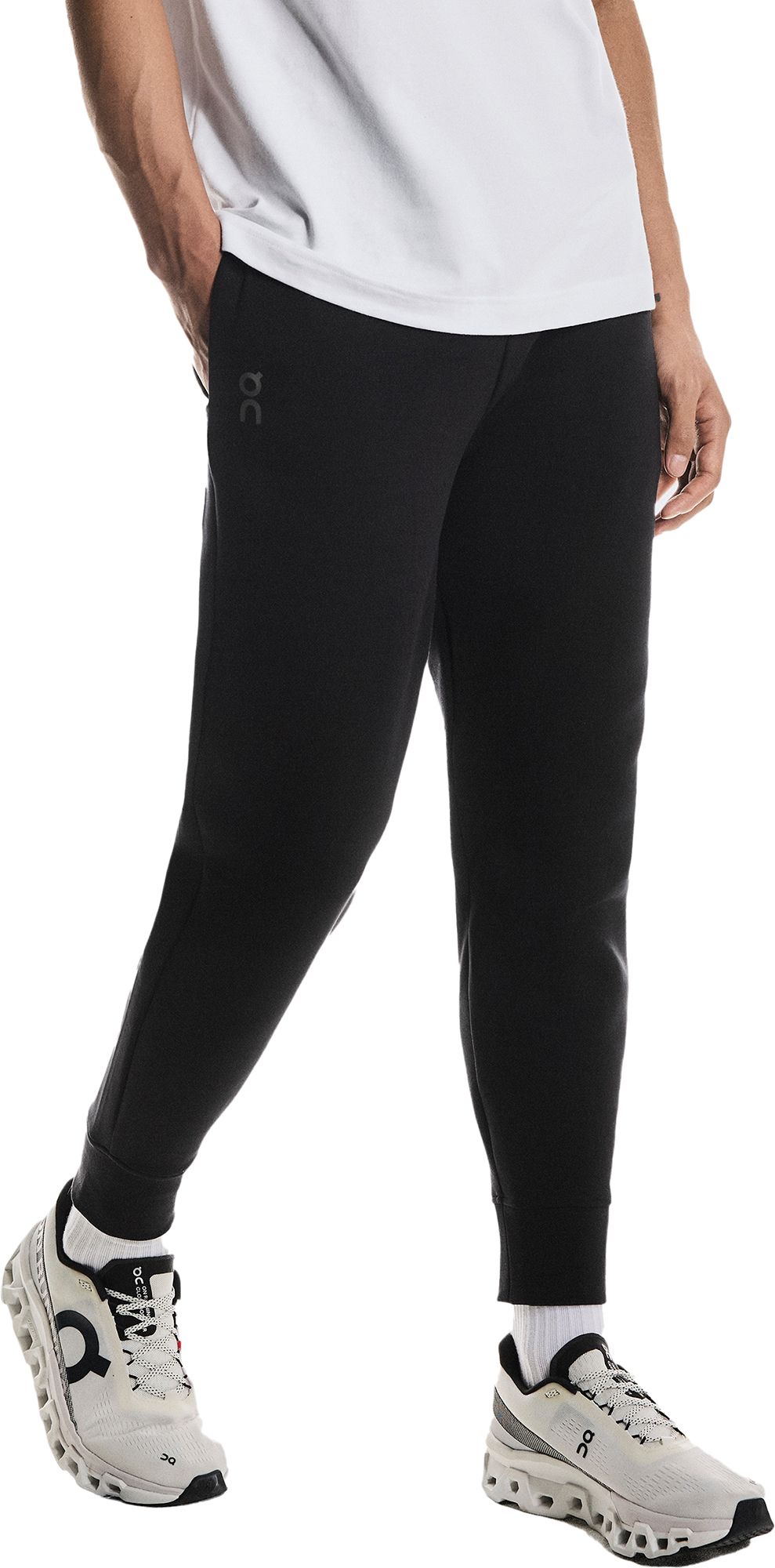 On Men's Focus Tech Sweatpants Black thumbnail