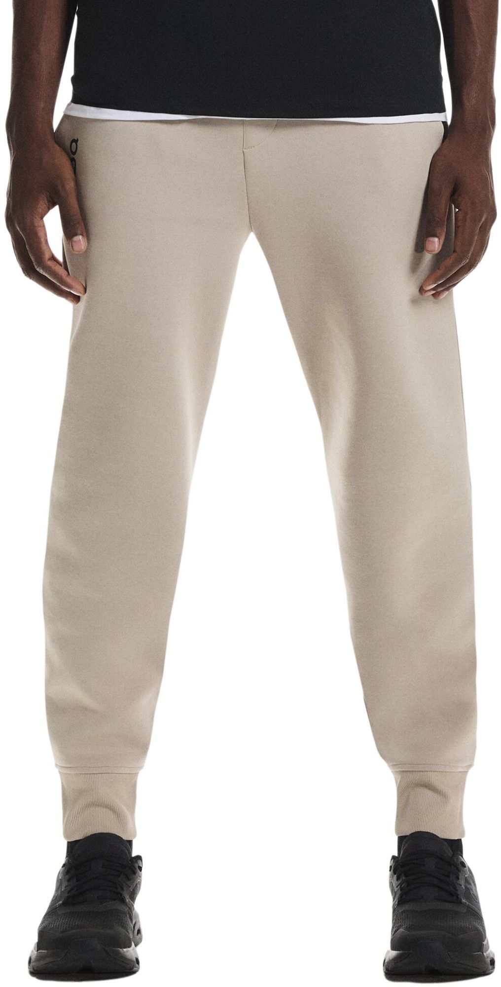 On Men's Focus Tech Sweatpants Desert thumbnail