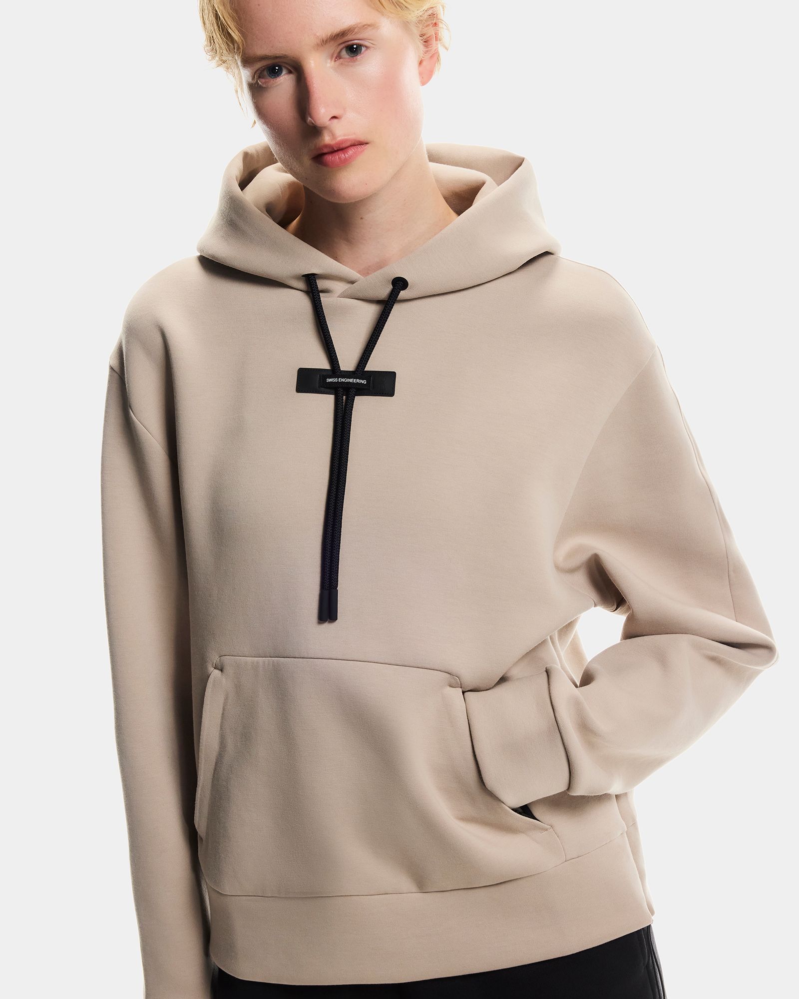 On Women's Focus Tech Hoodie