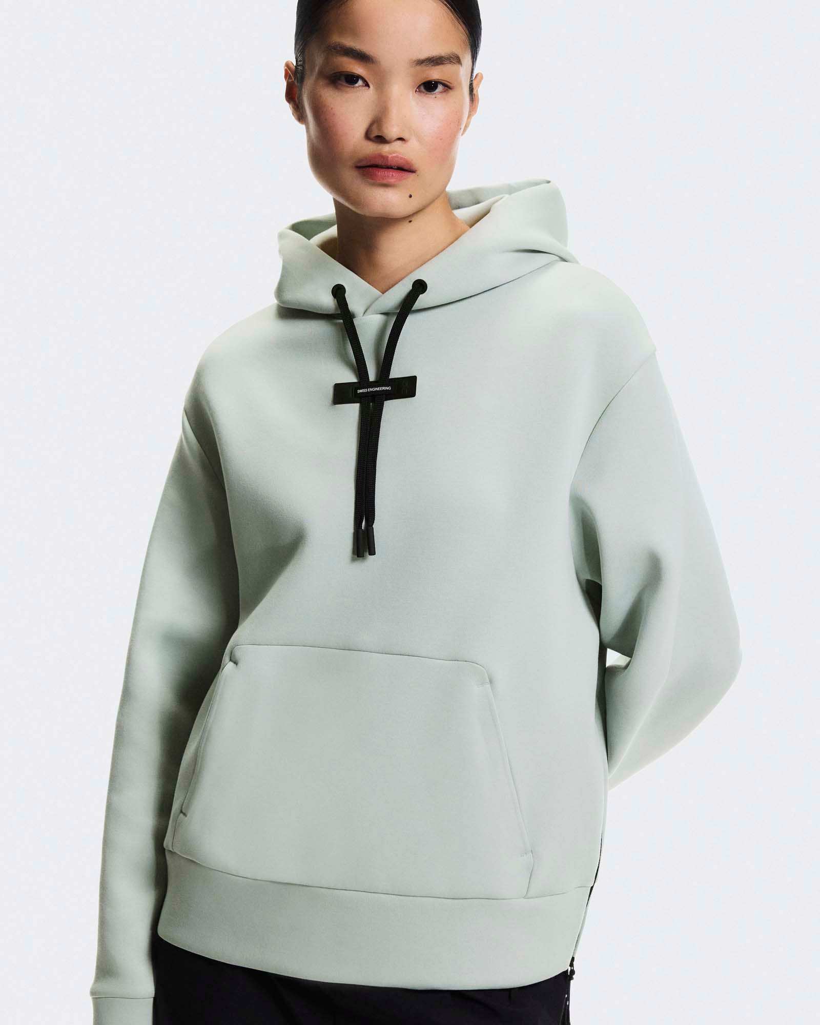On Women's Focus Tech Hoodie