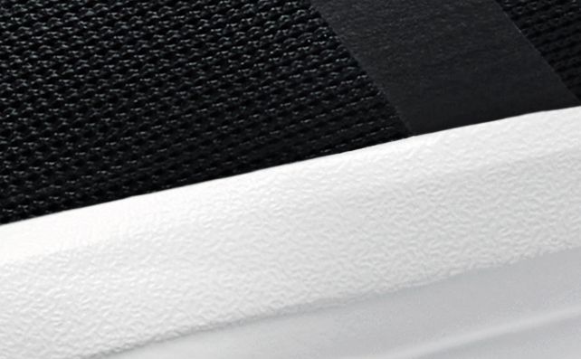 Black/Ivory