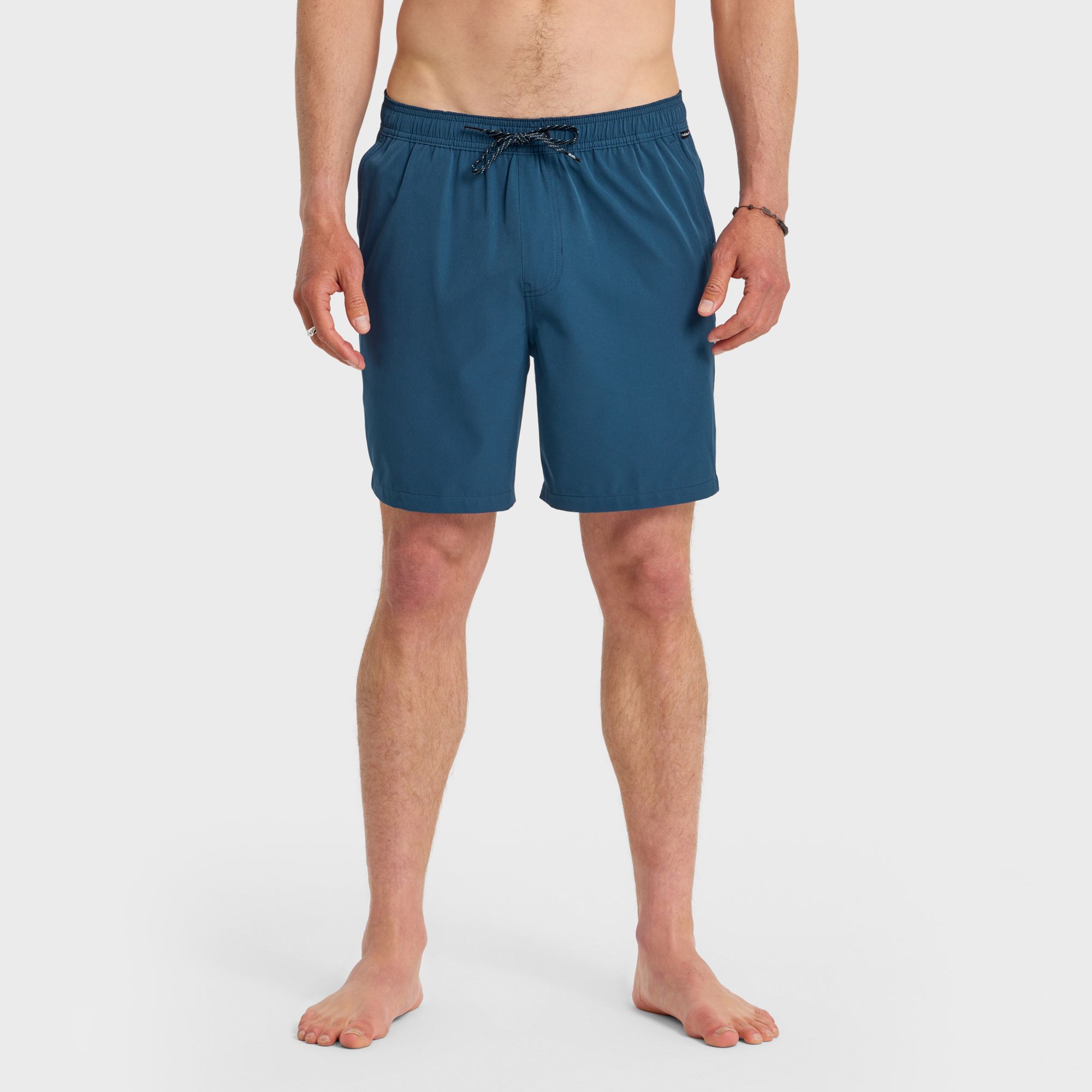 Quiksilver Men's Taxer Amphibean 18" Hybrid Shorts