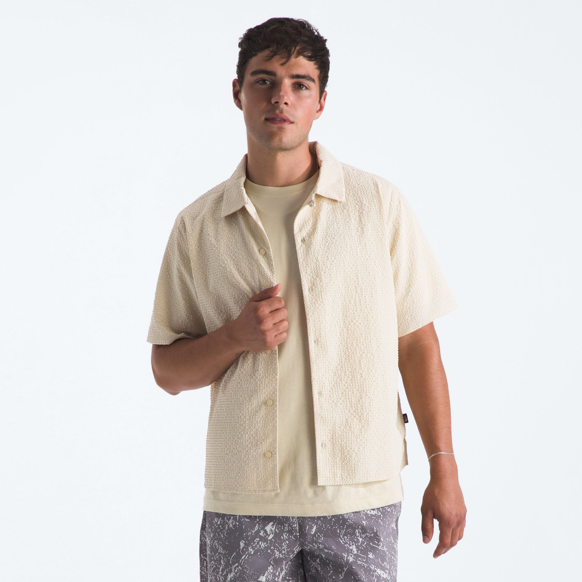 The North Face Men's Pacific City Buton Down Short-Sleeve