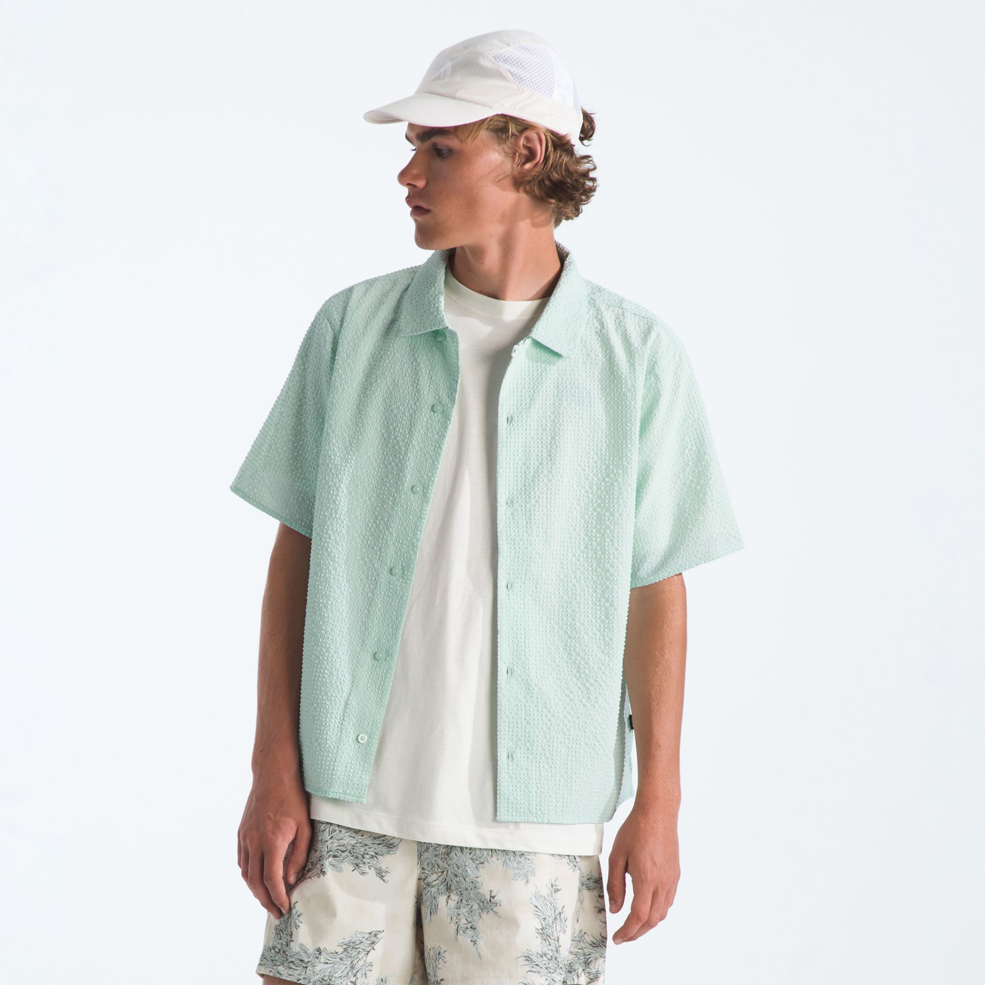 The North Face Men's Pacific City Buton Down Short-Sleeve