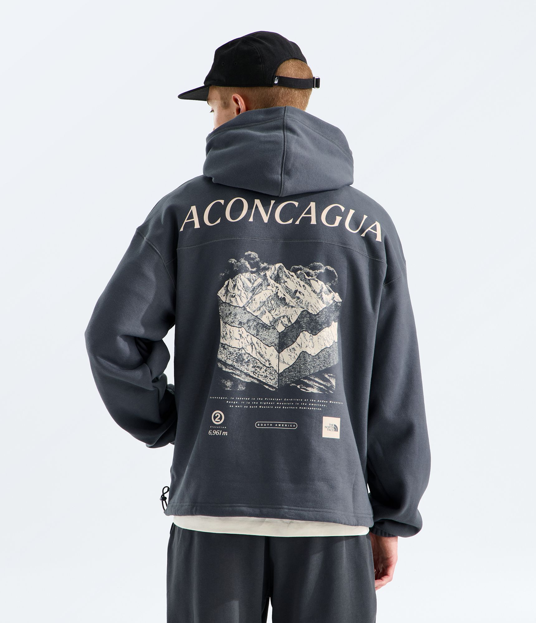Hoodies & Sweatshirts