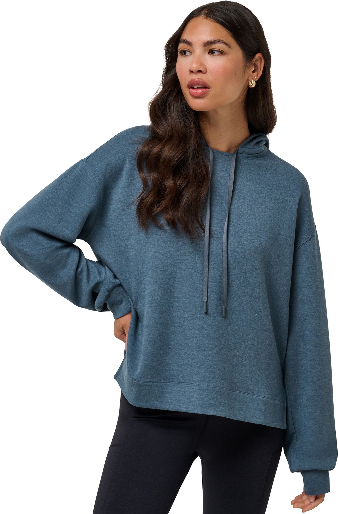 Hoodies & Pullovers