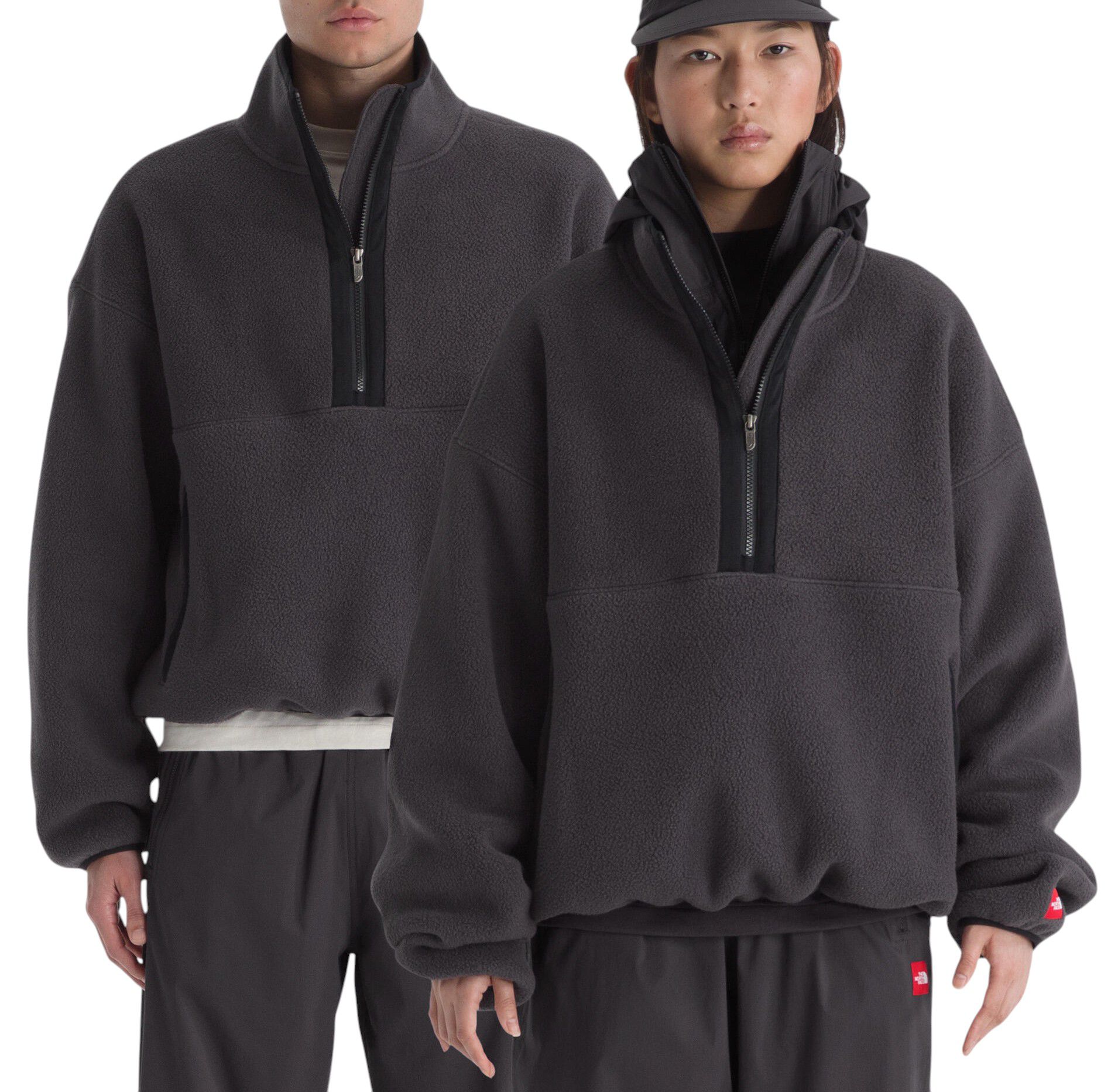 The North Face Men's Red Box 1/4 Zip Fleece Pullover
