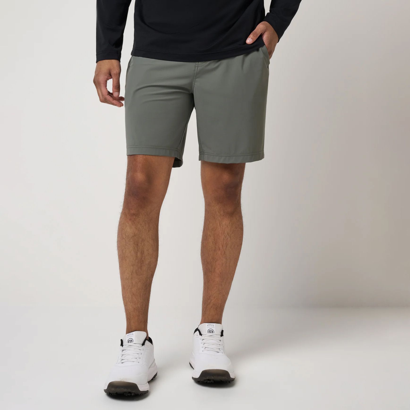 TravisMathew Men's 8" Hero Hour Golf Short