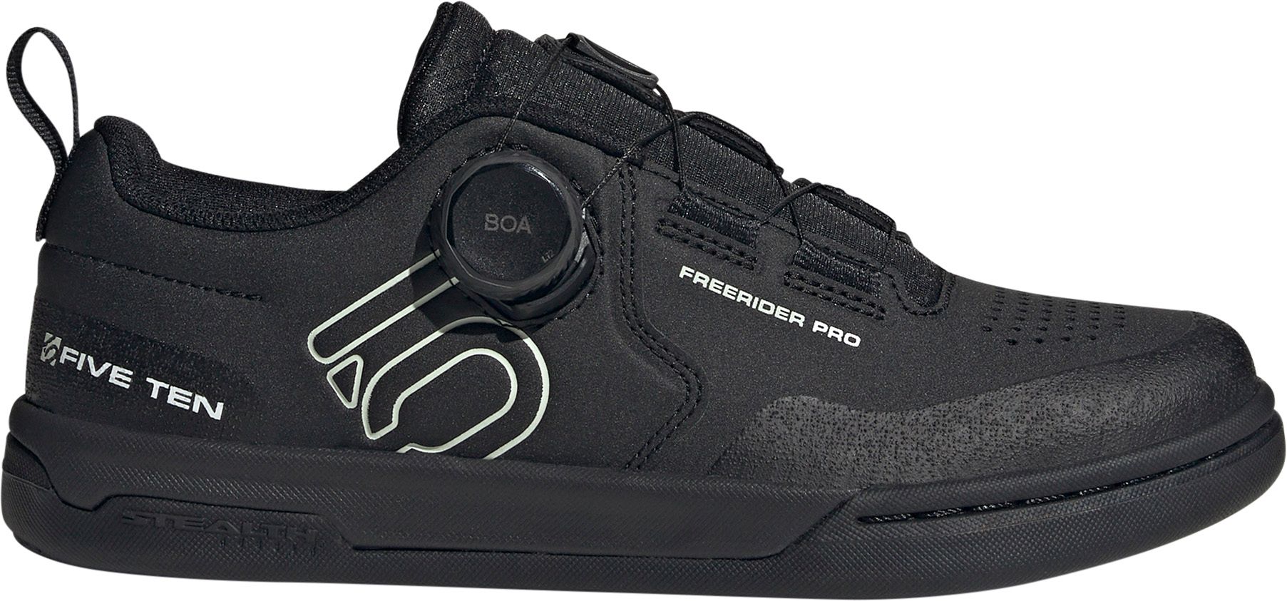 Cor Blk/Linen Grn/Ftw Wht