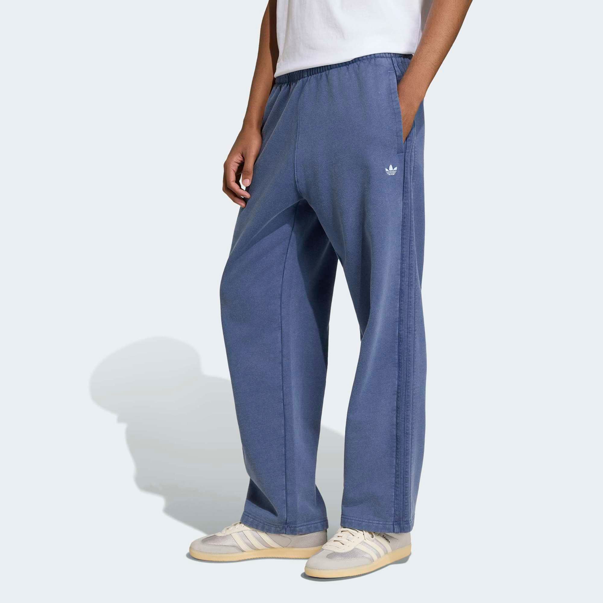 adidas Originals Men's Trefoil Essentials Loose Fleece Pants