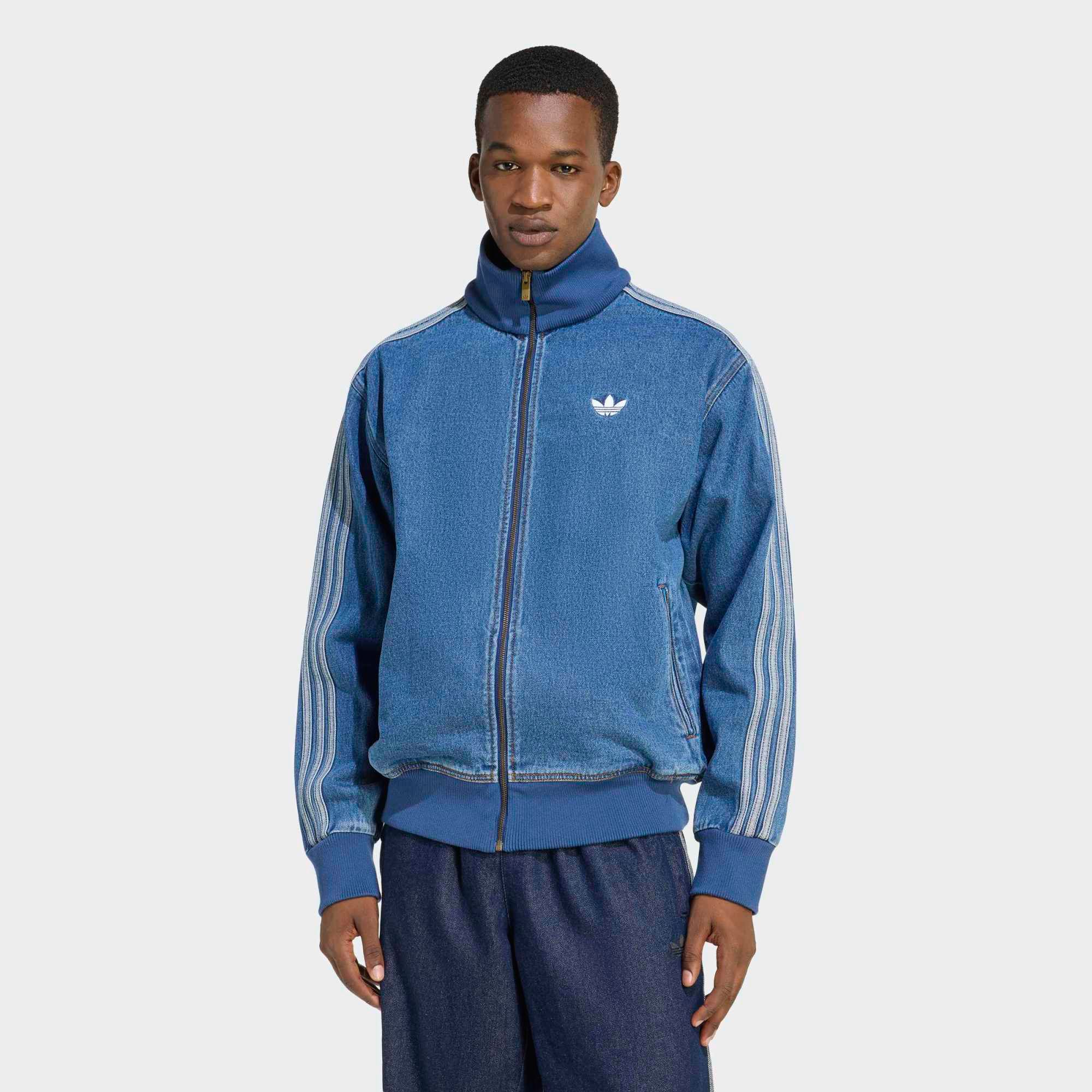 adidas Men's Graphic Logo Loose Hoodie