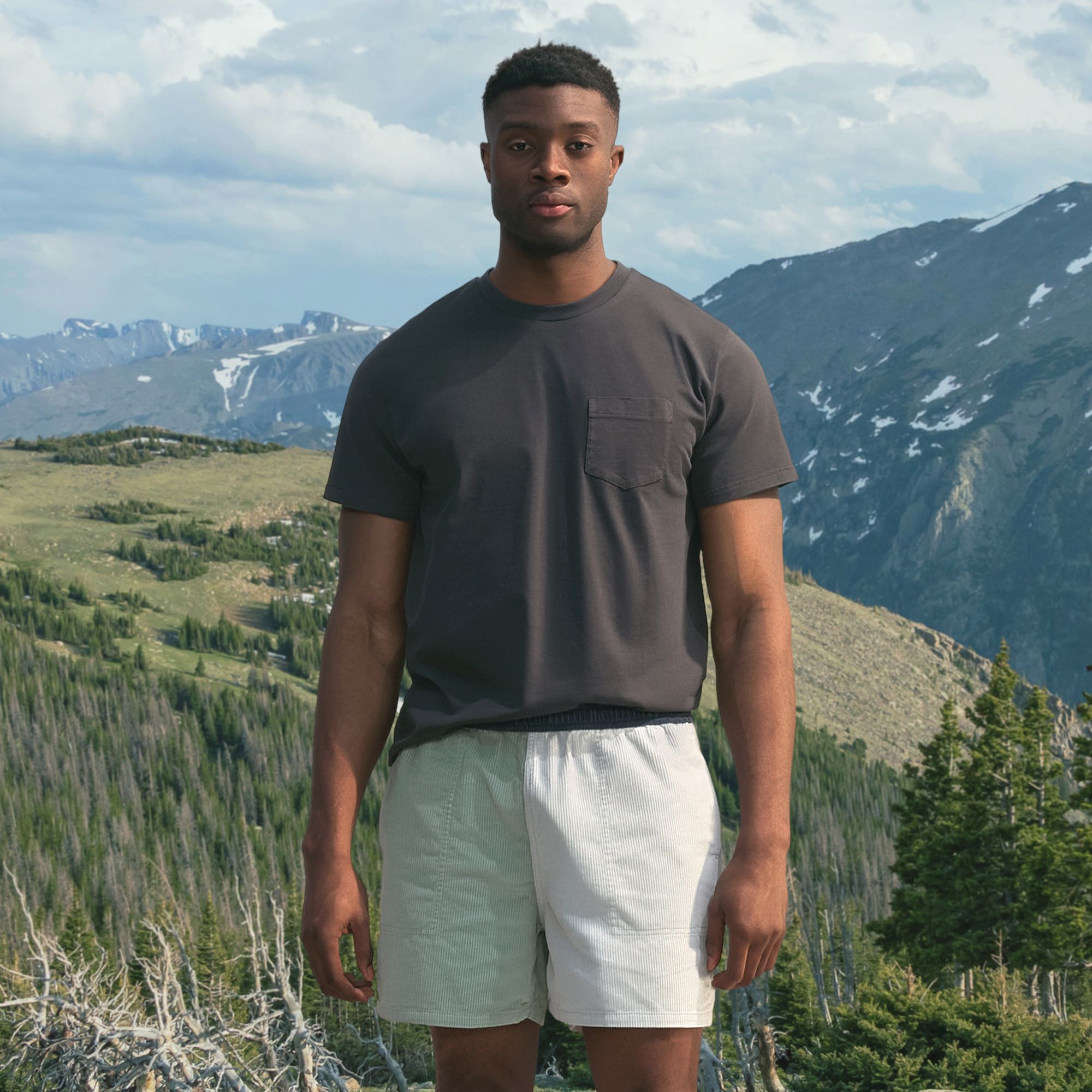 Alpine Design Men's Hike Short Sleeve Solid Pocket T-Shirt