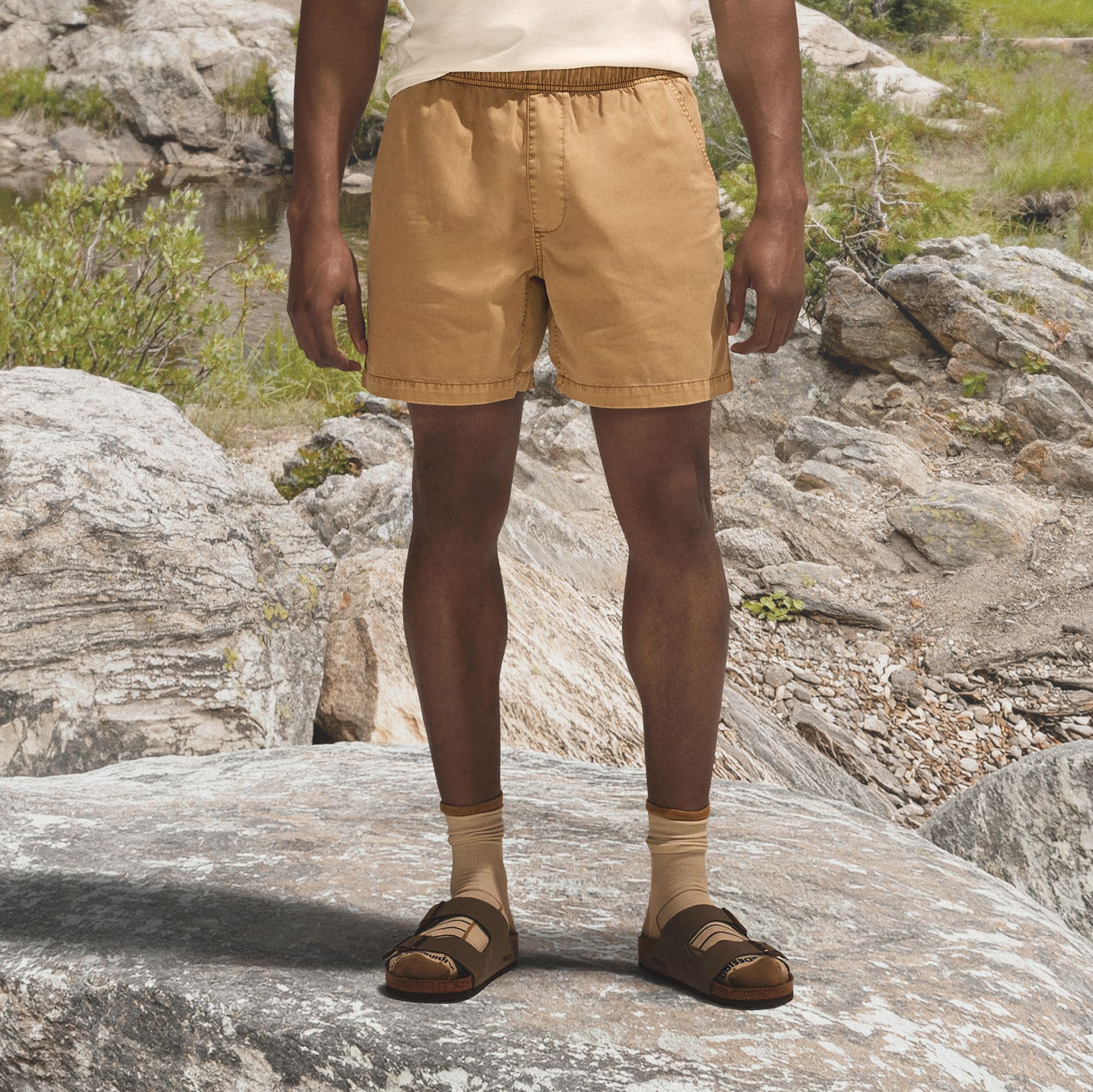Alpine Design Men's 6" Garment Dyed Pull On Twill Shorts