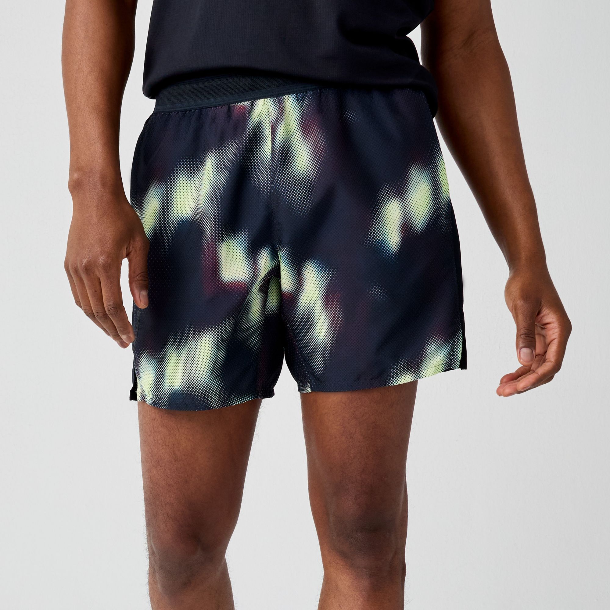 Brooks Men's 6" Printed Dash Shorts