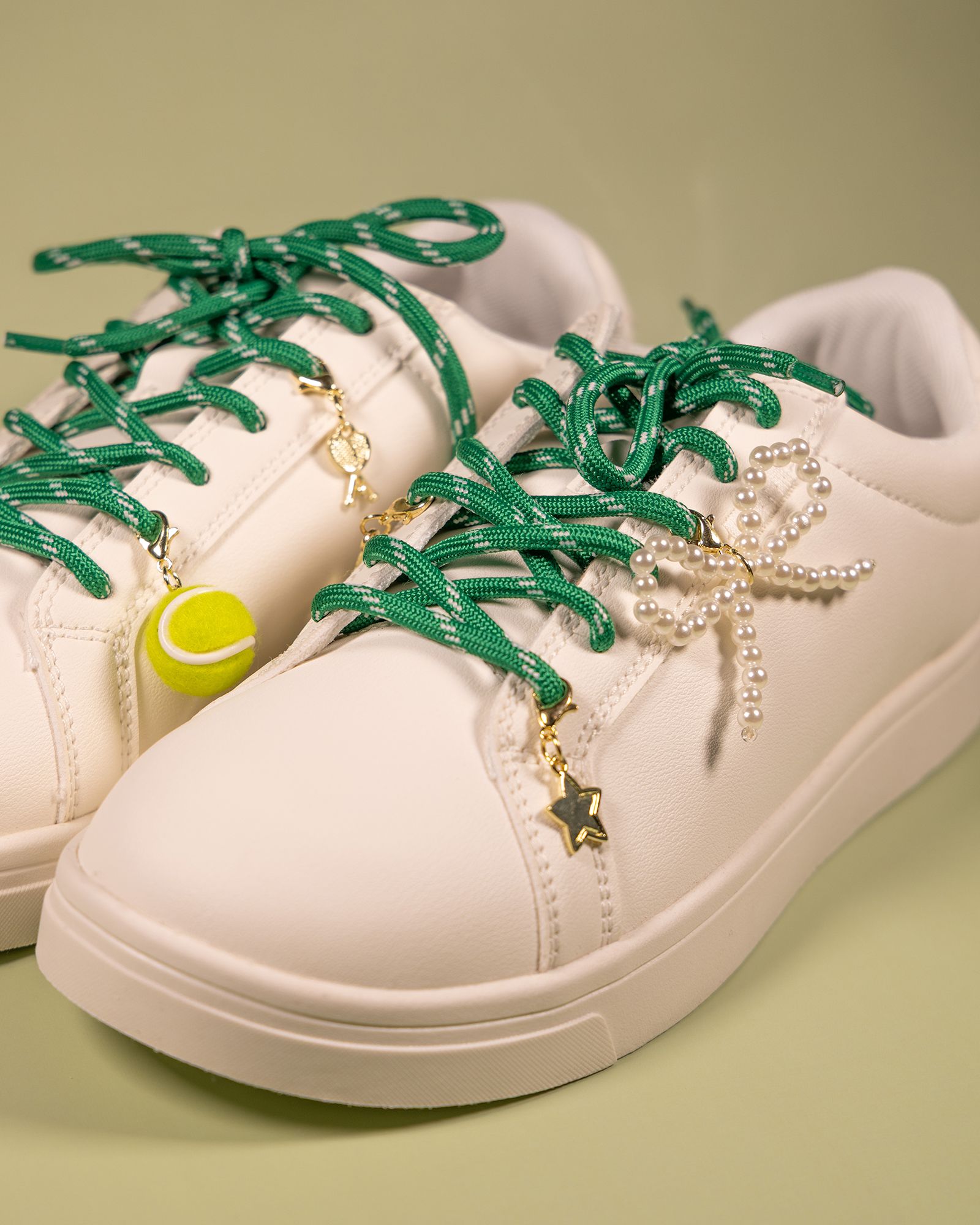 CharCharms Shoe Accessories - 6 Pack + Laces