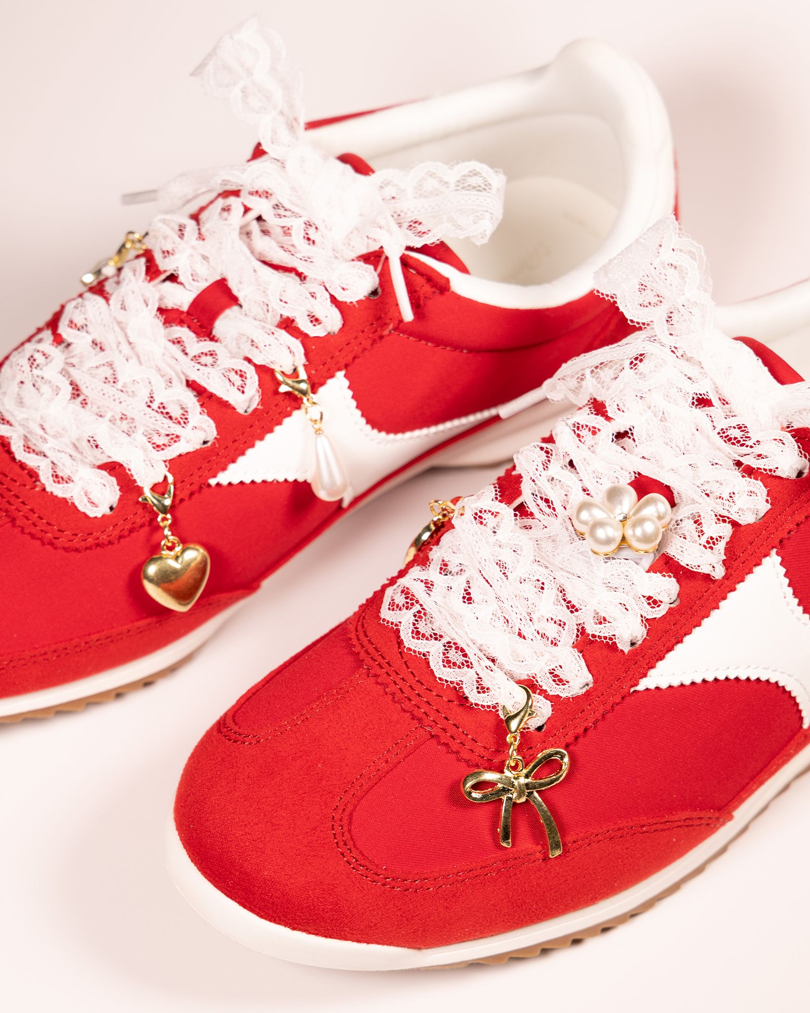 CharCharms Shoe Accessories - 6 Pack + Laces