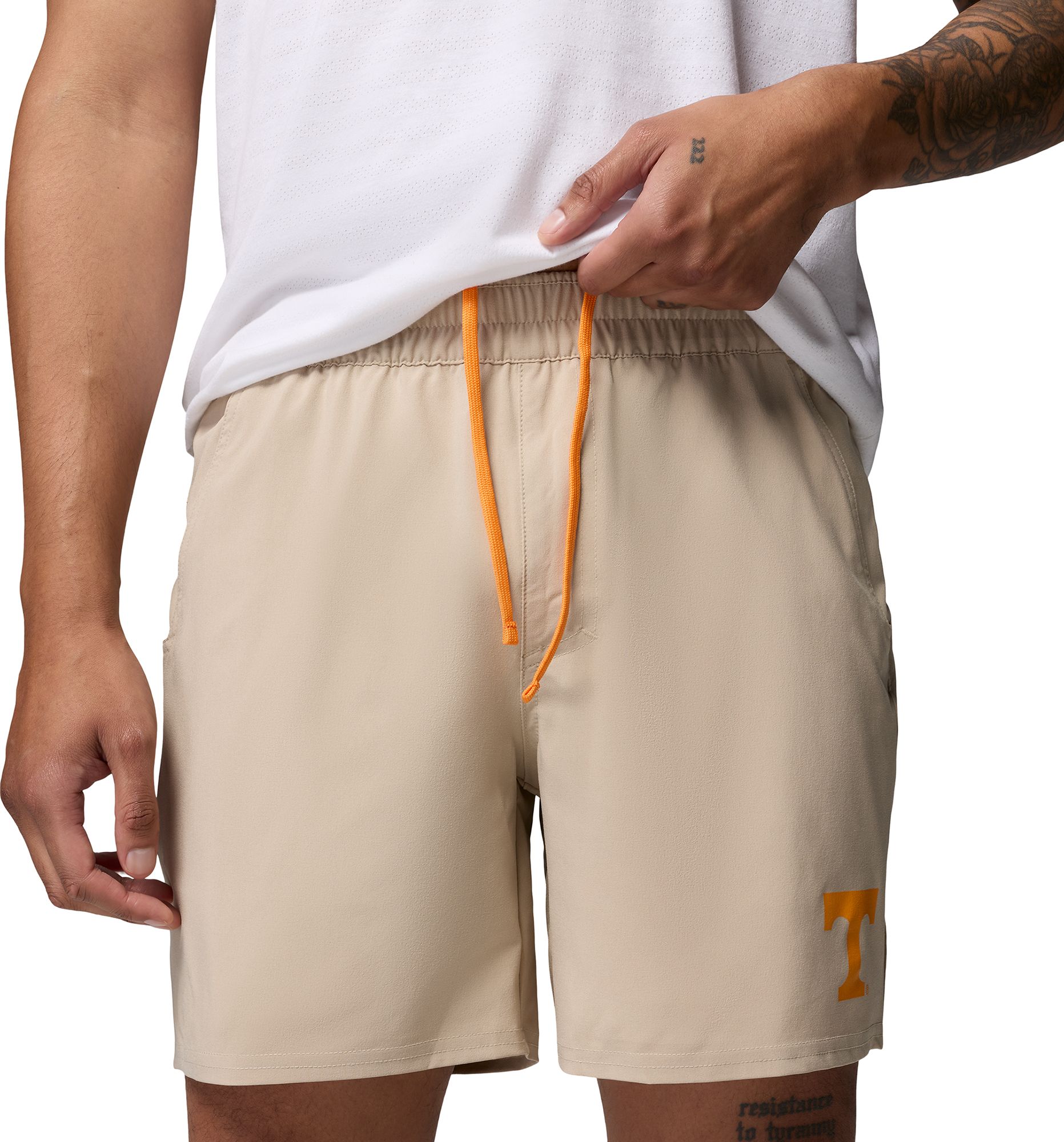 Columbia Men's Tennessee Volunteers Ancient Fossil Terminal Roamer Shorts