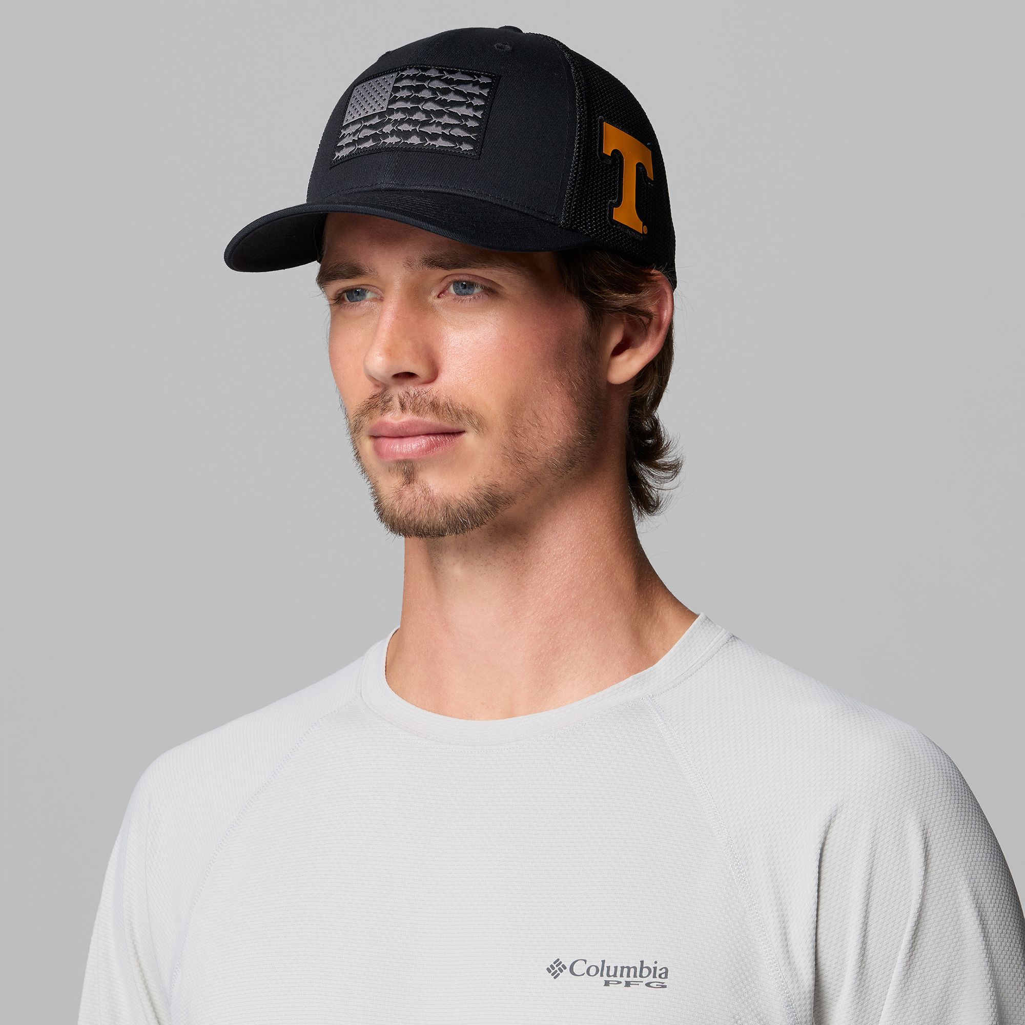 Columbia Adult Tennessee Volunteers Black Mesh Fish Flag Flex Fit Hat