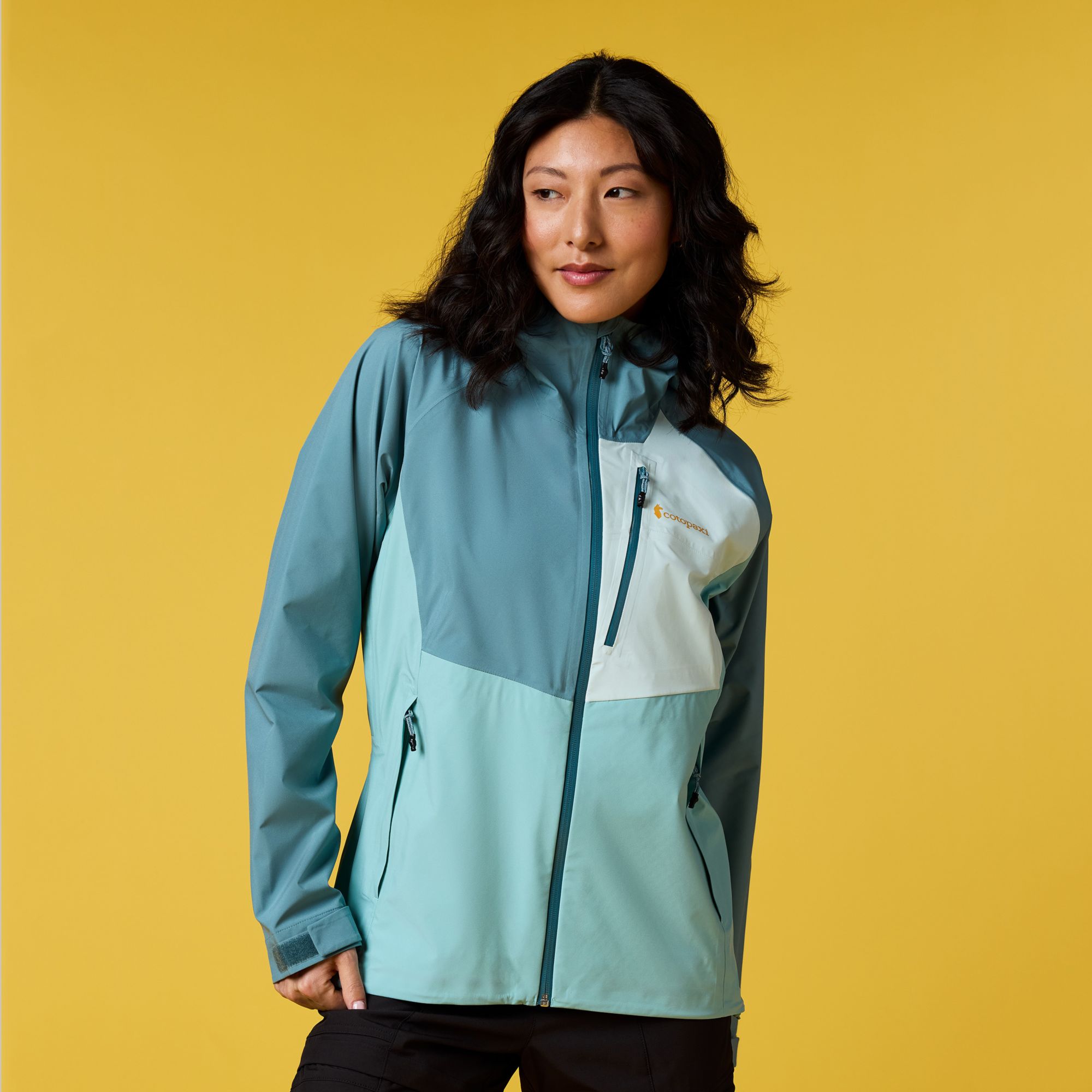 Cotopaxi Women's Impermo 3L Hooded Shell Jacket