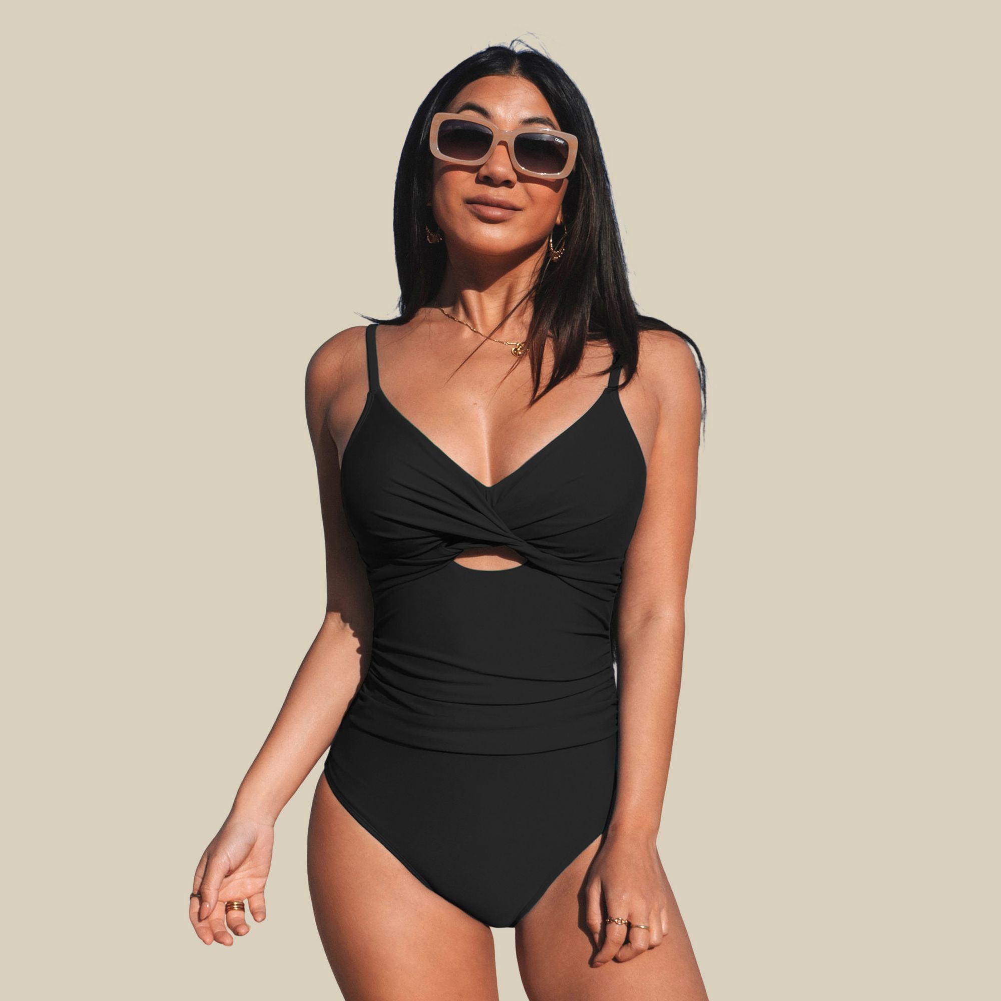 CUPSHE Women's Front Twist Cutout One-piece Swimsuit