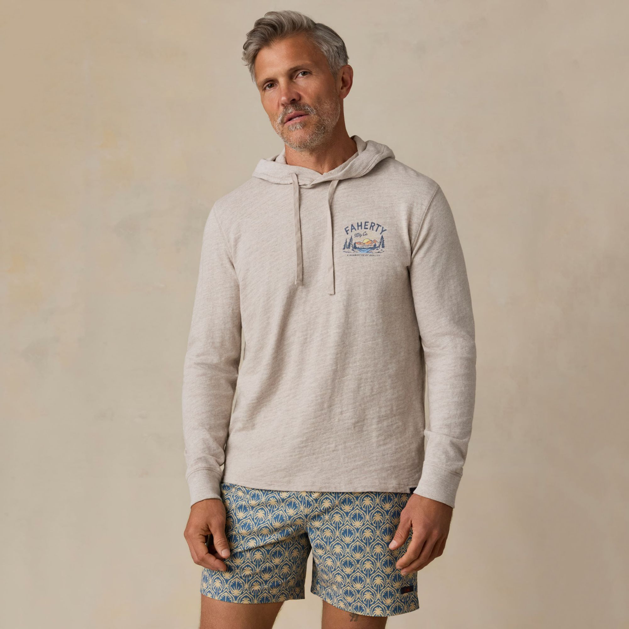 Faherty  Men's Sunwashed Graphic Slub Hoodie