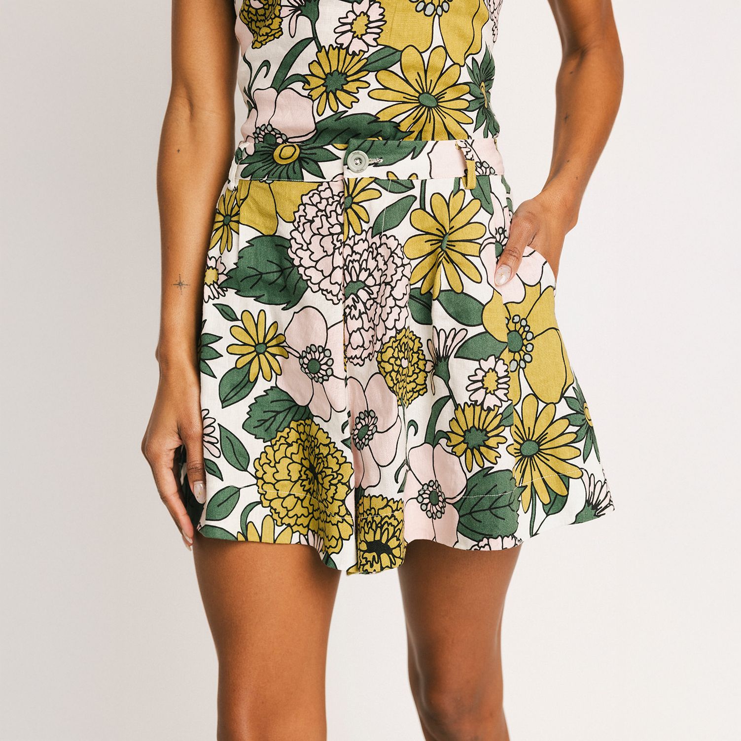 Fore All Women's 18” Breeze Golf Short