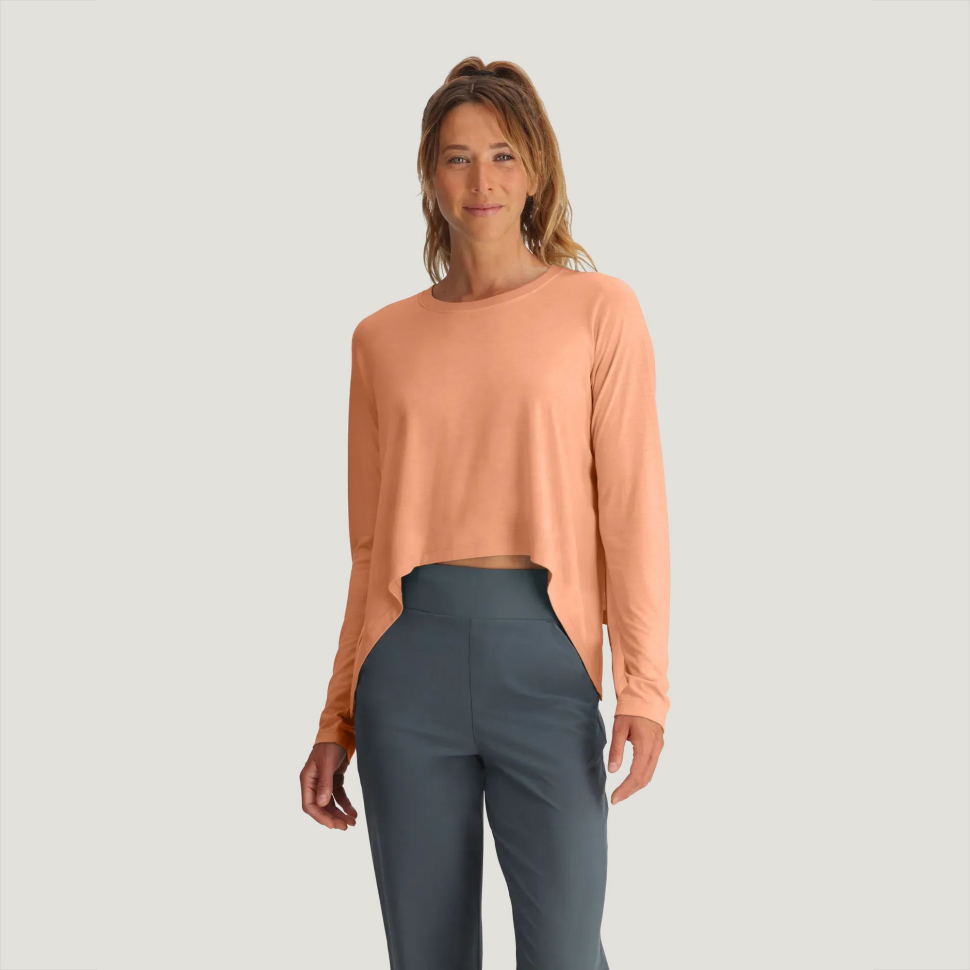 Free Fly Women's Bamboo Shade Lightweight Cropped Long Sleeve Top