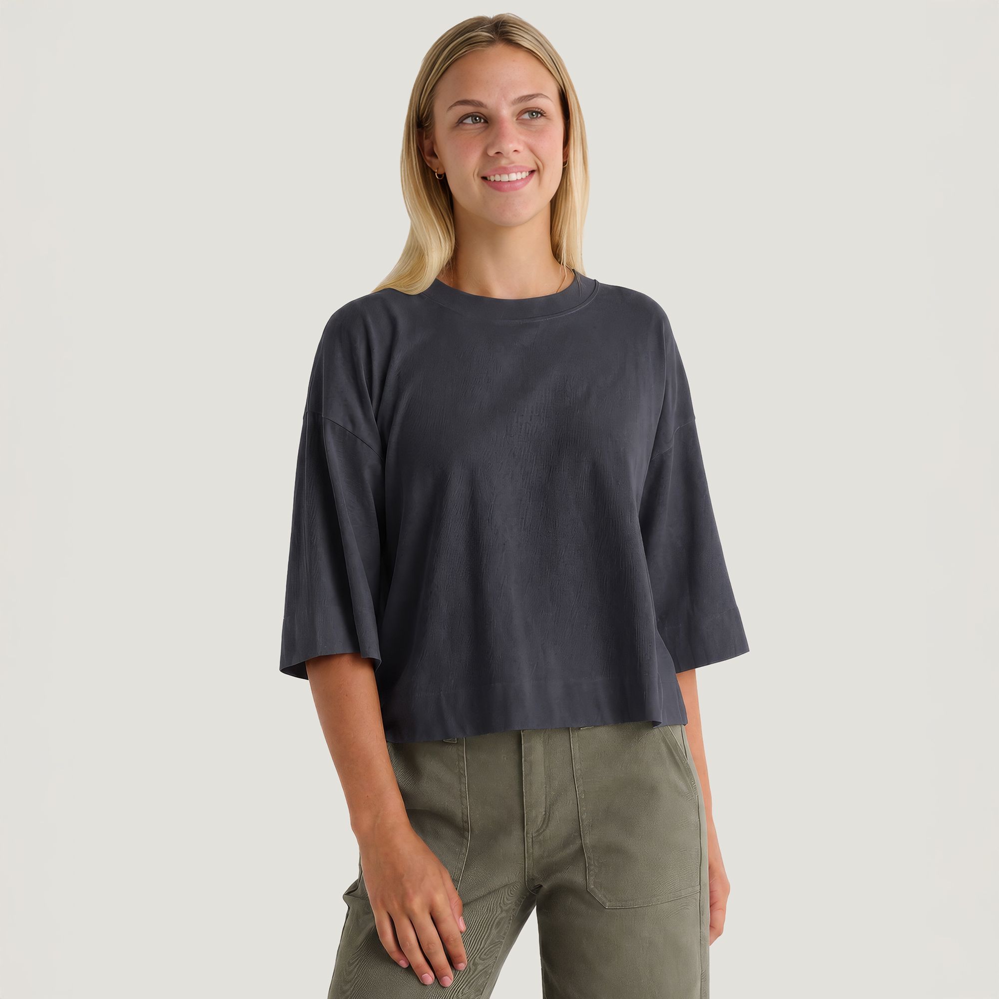 Free Fly Women's Heavyweight Cotton Cropped Tee