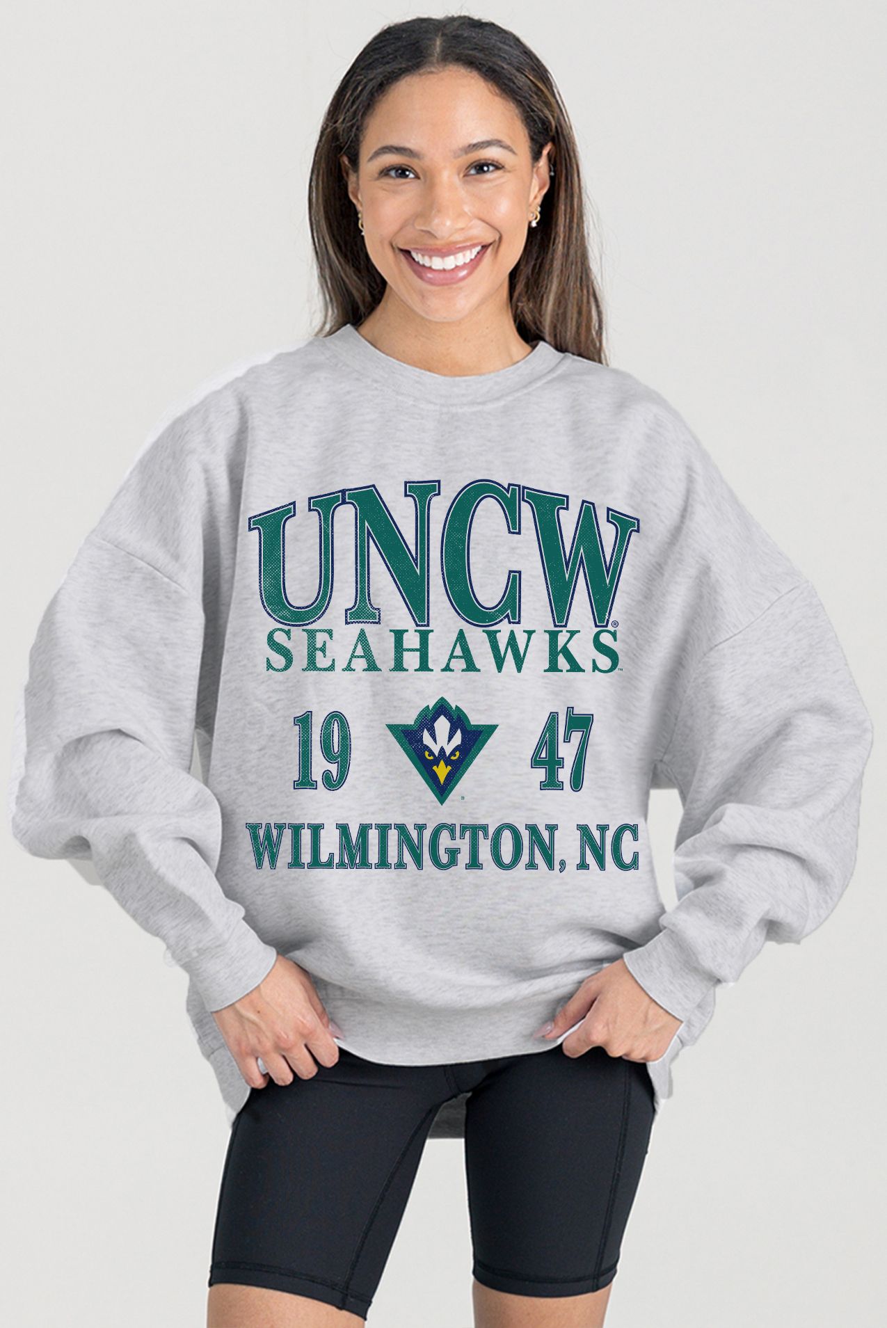 Gameday Couture Women's UNC-Wilmington Seahawks Ash Premium Fleece Drop Shoulder Sweatshirt