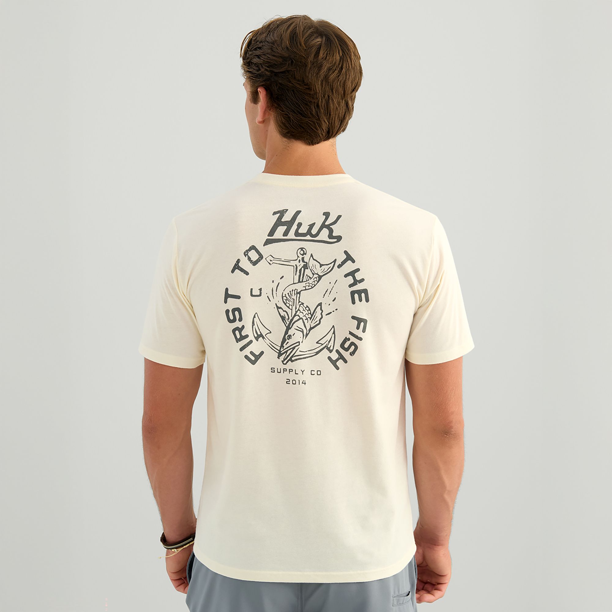 HUK Men's Vintage Tee