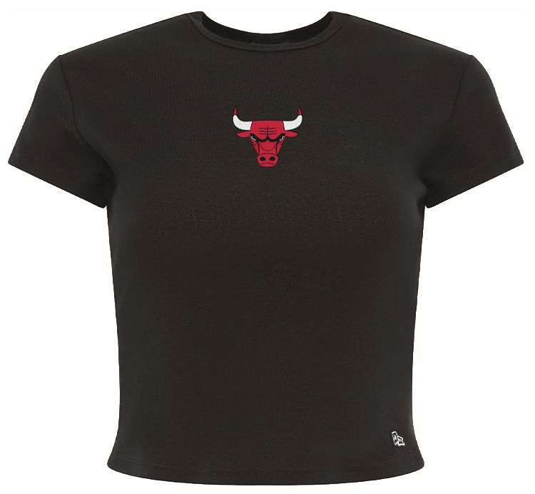 Hype and Vice Women's Chicago Bulls Logo Crop T-Shirt