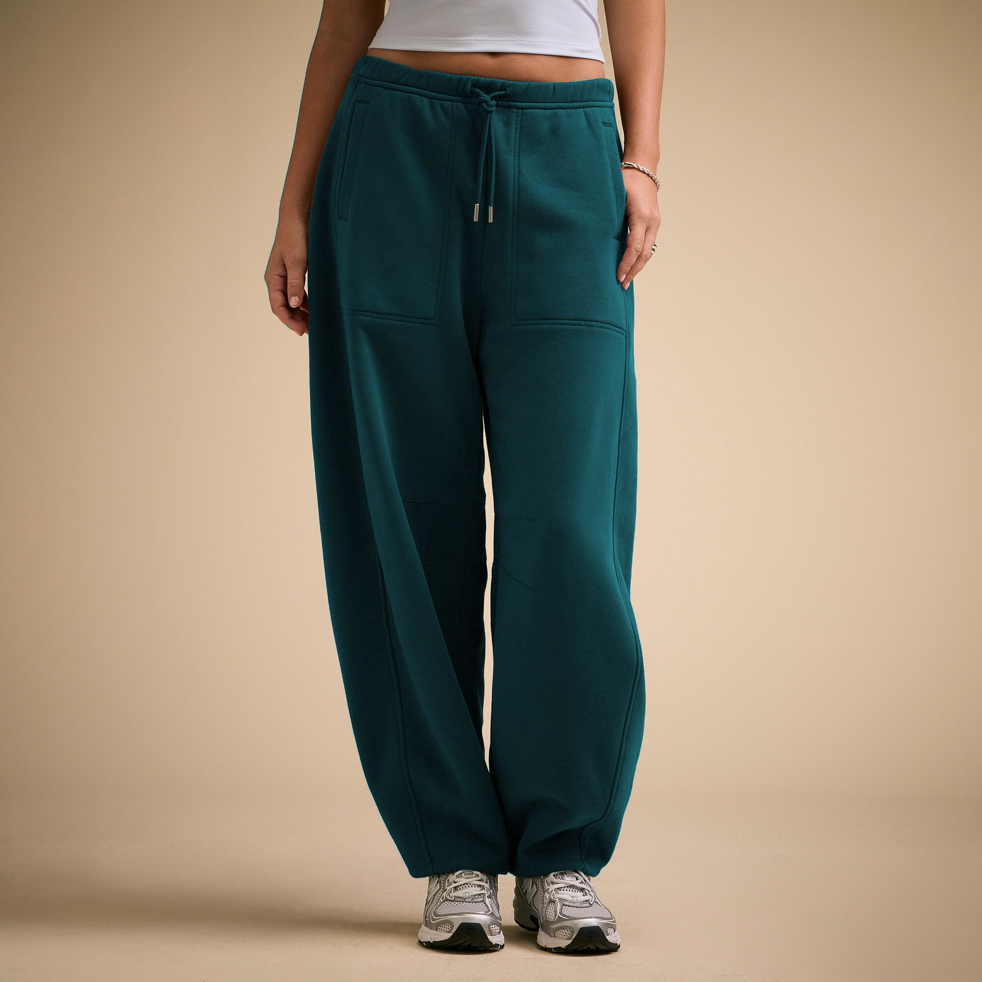 CALIA Women's Washed Cotton Fleece Barrel Sweatpant