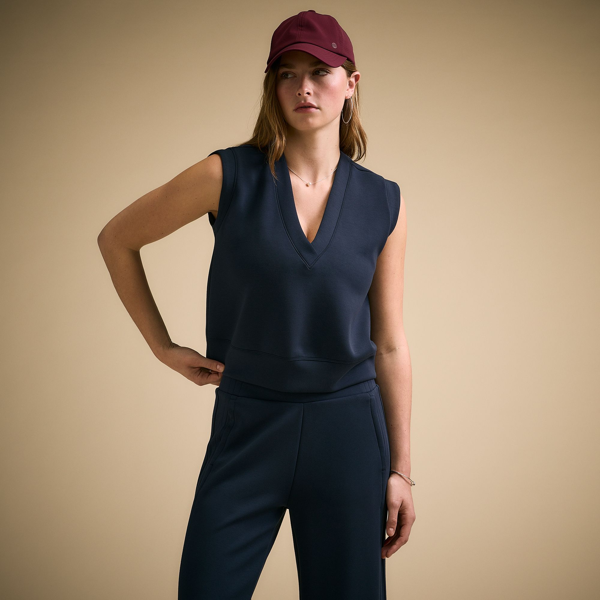 CALIA Women's Sandwash Sleeveless V-Neck Popover Shirt