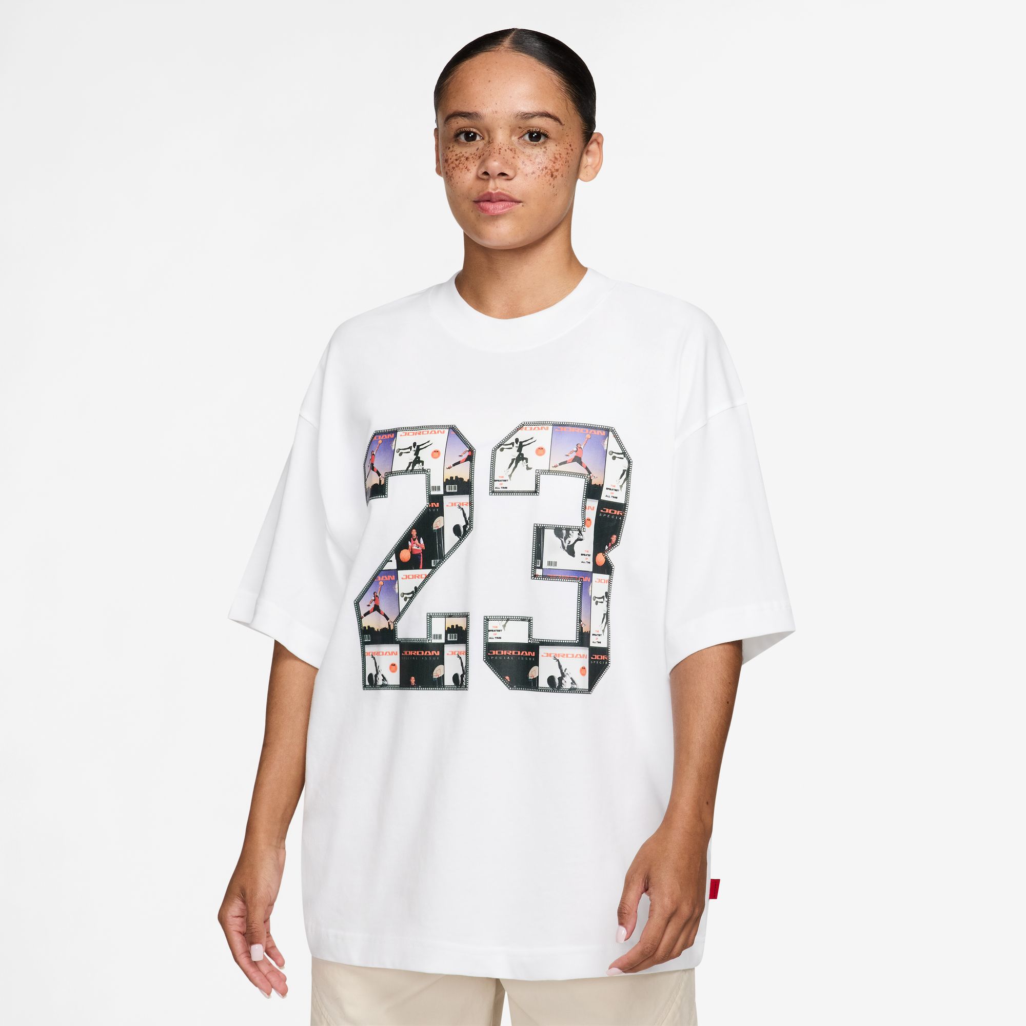 Jordan Women's 23 Quilt Girlfriend Graphic T-Shirt