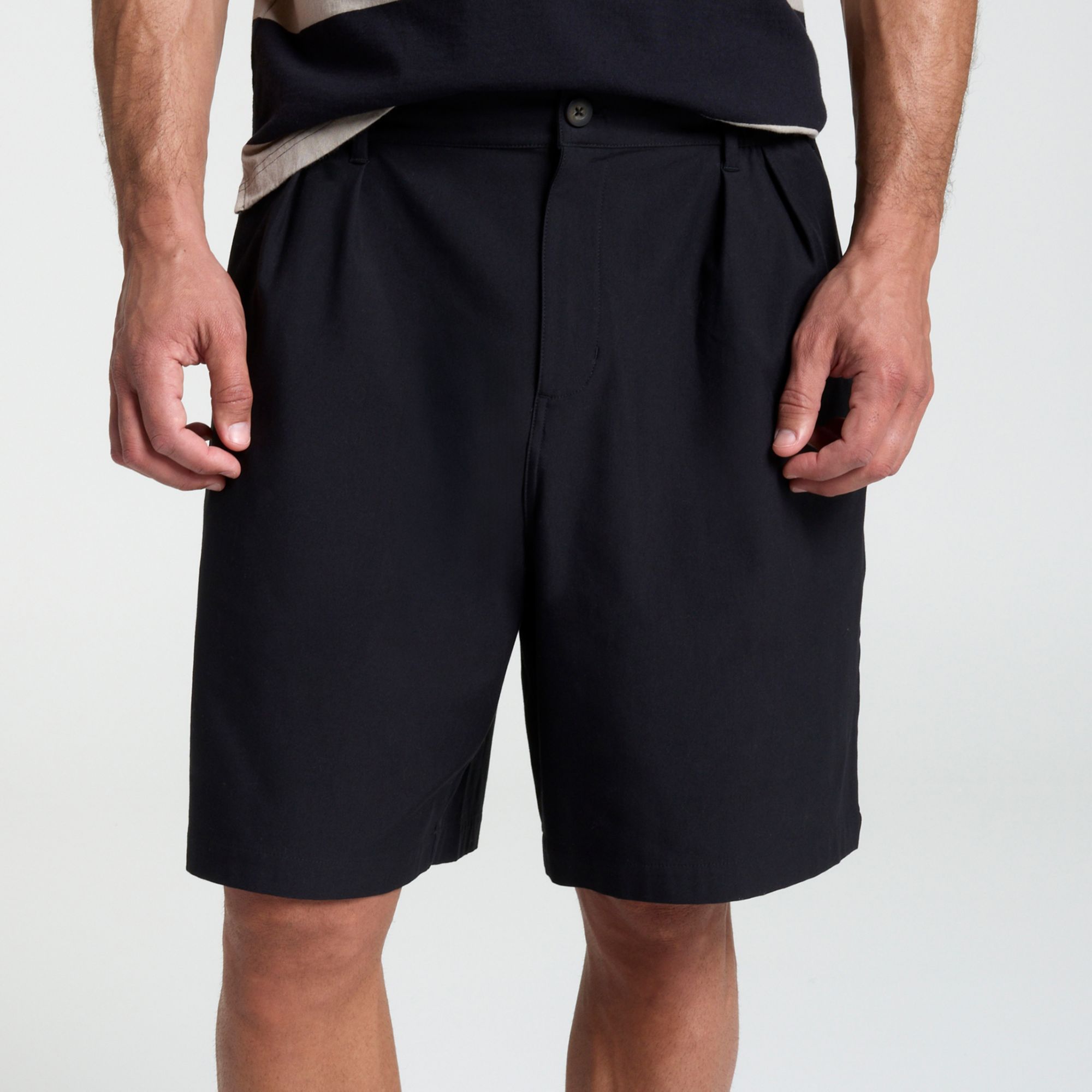 VRST Men's 9.5" Resort Fashion Short