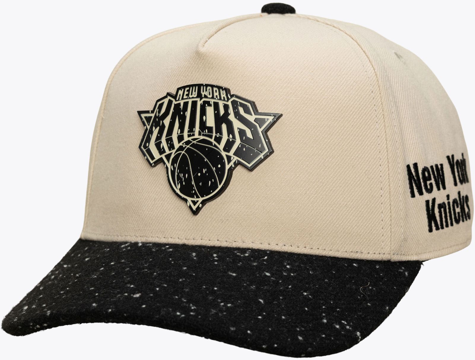 Mitchell & Ness Adult New York Knicks Pro Snapback Adjustable Hat