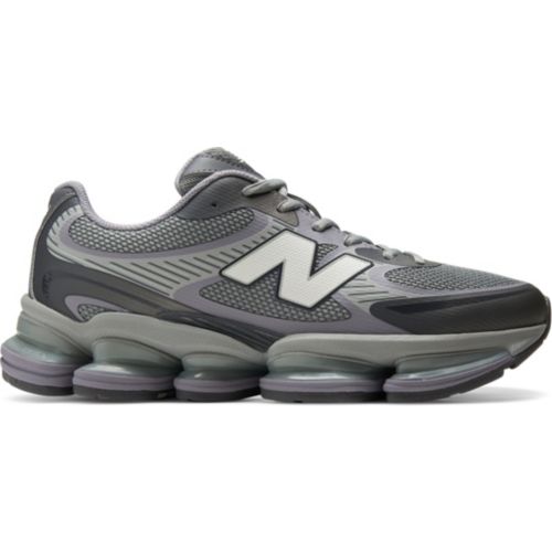 New Balance ABZORB 2000 Shoes