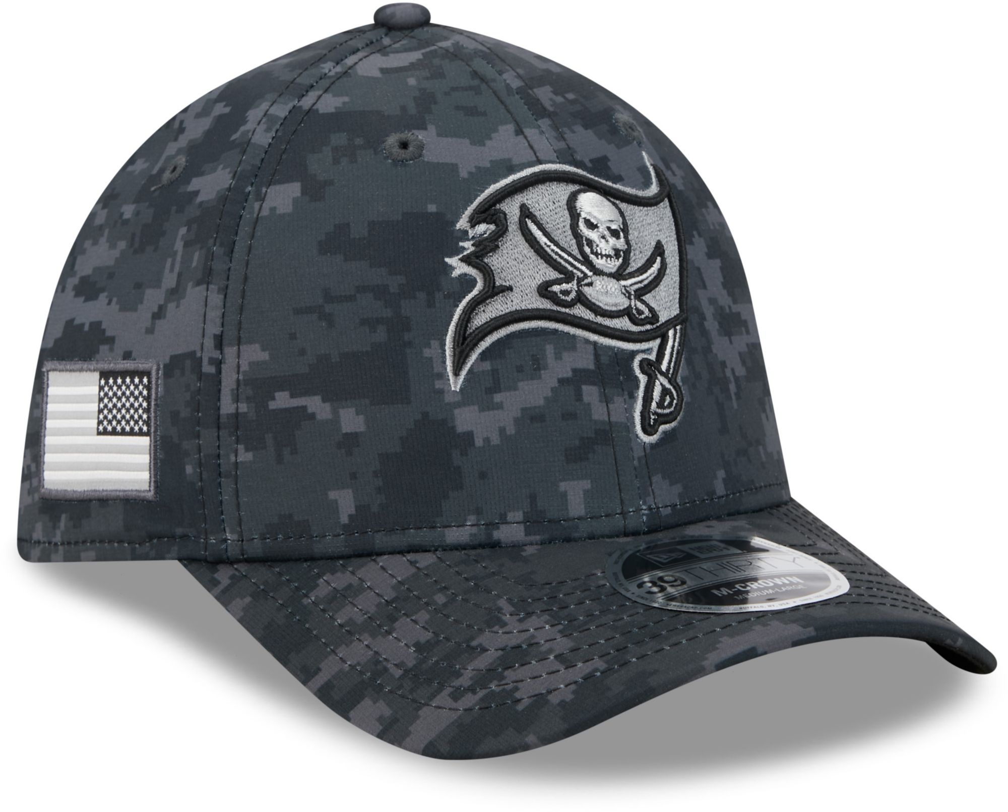 New Era Adult Tampa Bay Buccaneers Salute To Service 2026 39Thirty M-Crown Stretch Fit Hat