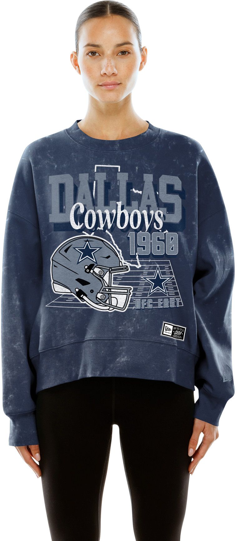 New Era Women's Dallas Cowboys Washed Raglan Crewneck Sweatshirt