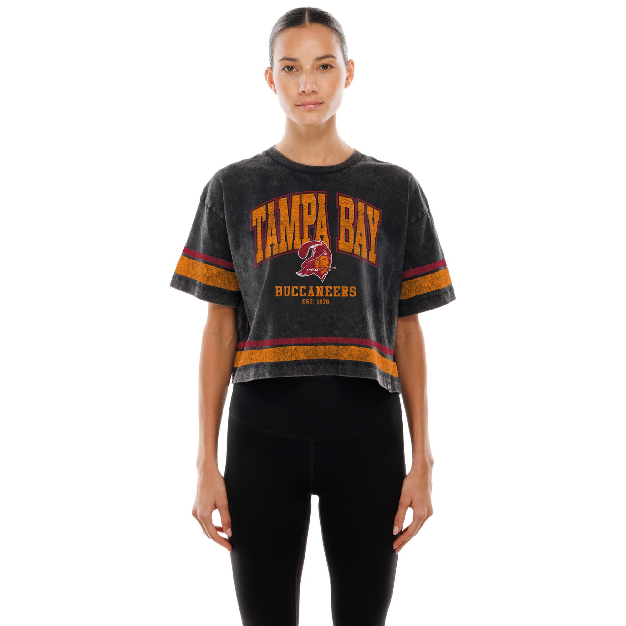 New Era Women's Tampa Bay Buccaneers Black Sport Boxy T-Shirt