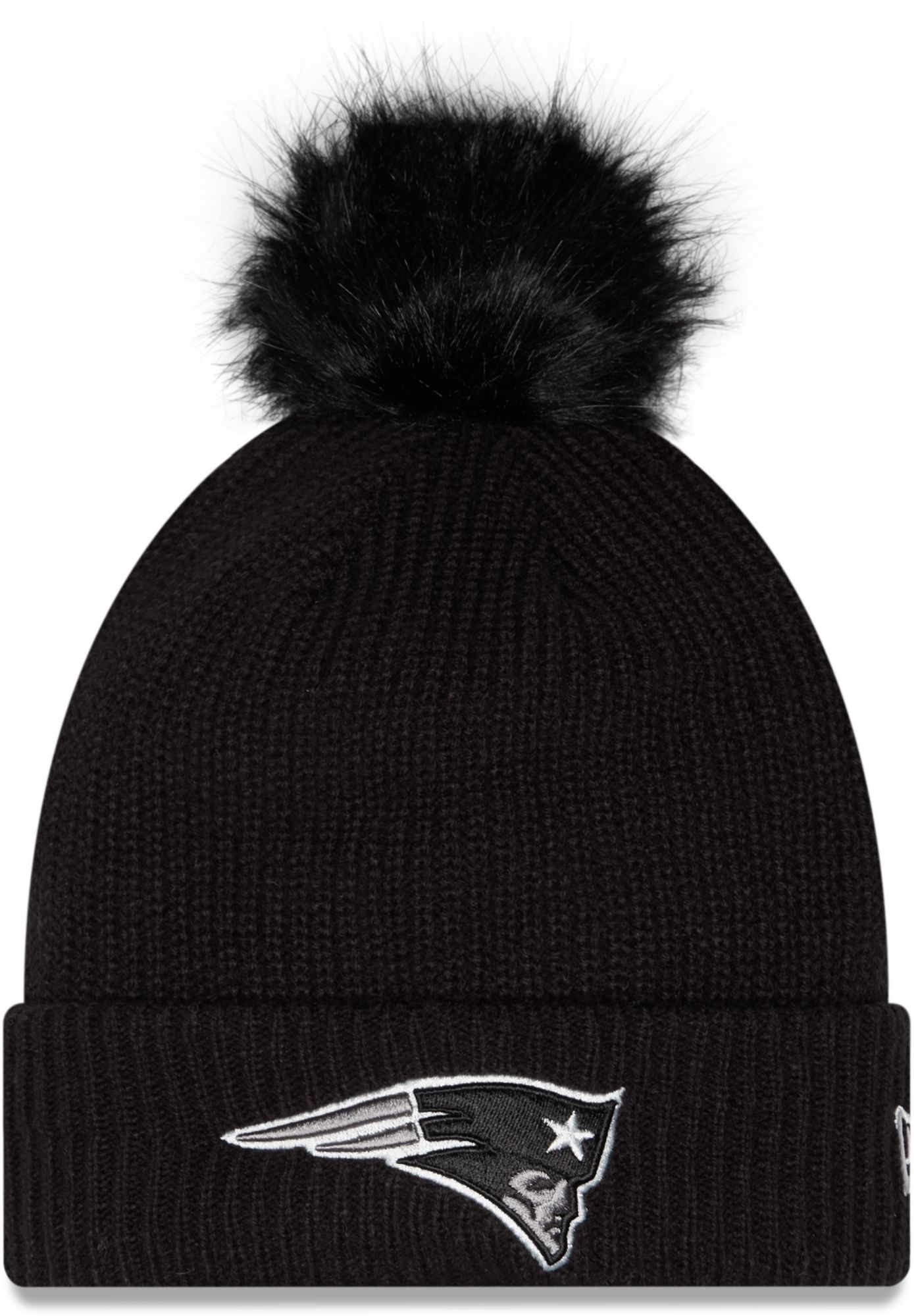 New Era Women's New England Patriots Salute To Service 2026 Sideline Knit Beanie