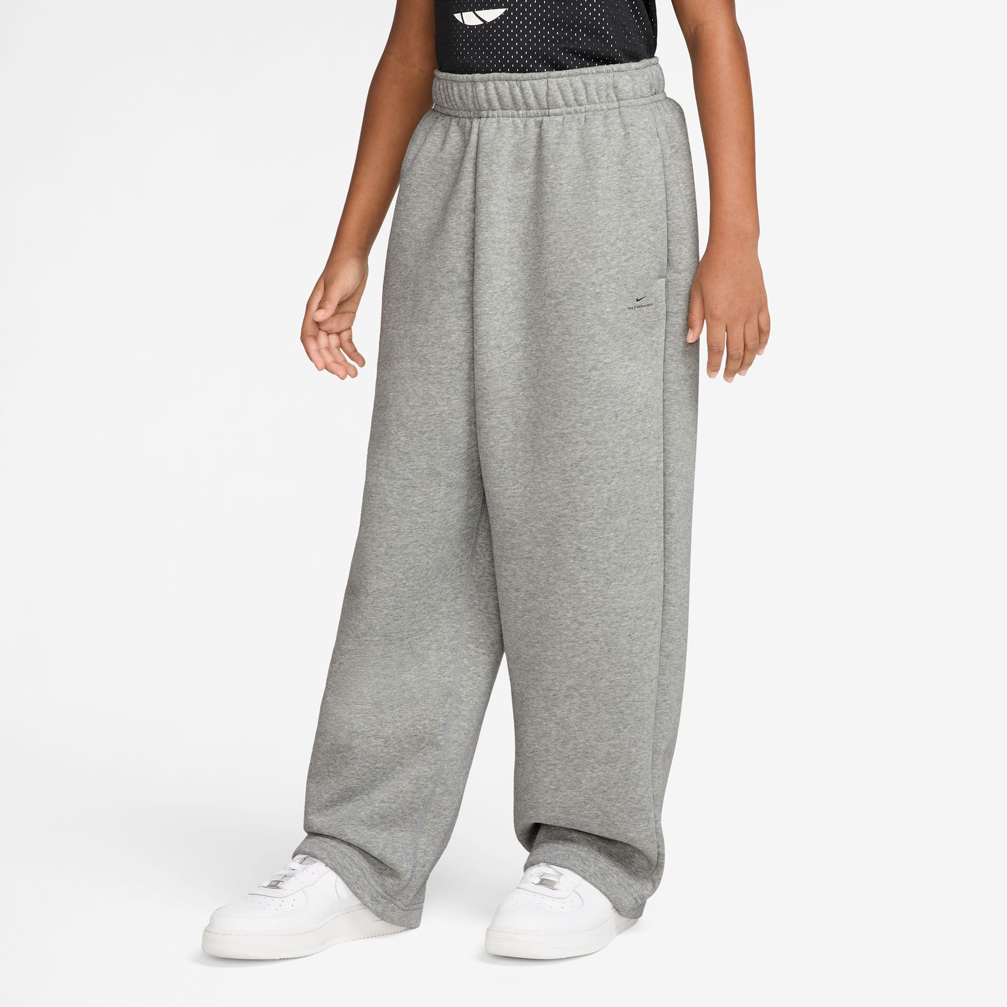 Nike Kids' Standard Issue Therma-FIT Fleece Pants