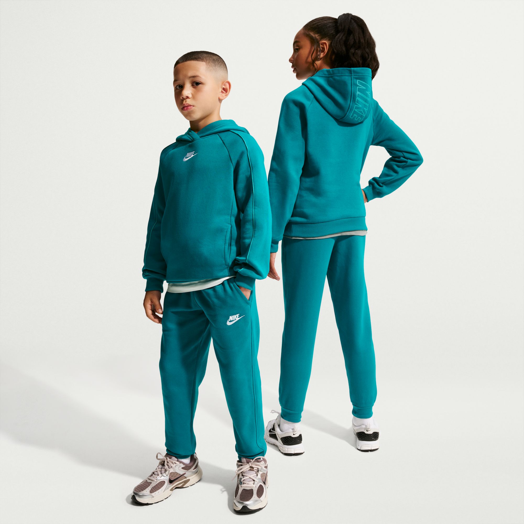 Nike Kids' Sportswear Club Fleece Hoodie Track Suit
