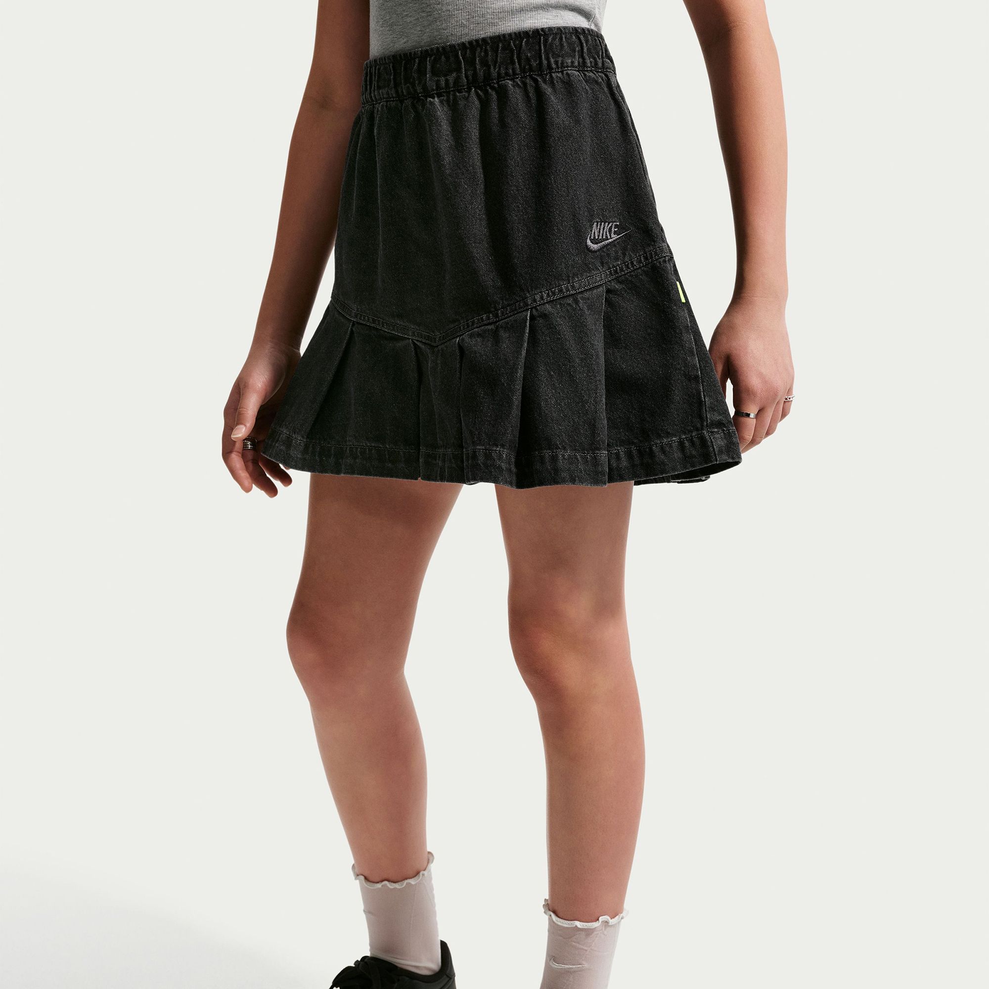Nike Girls' Denim Pleated Skirt