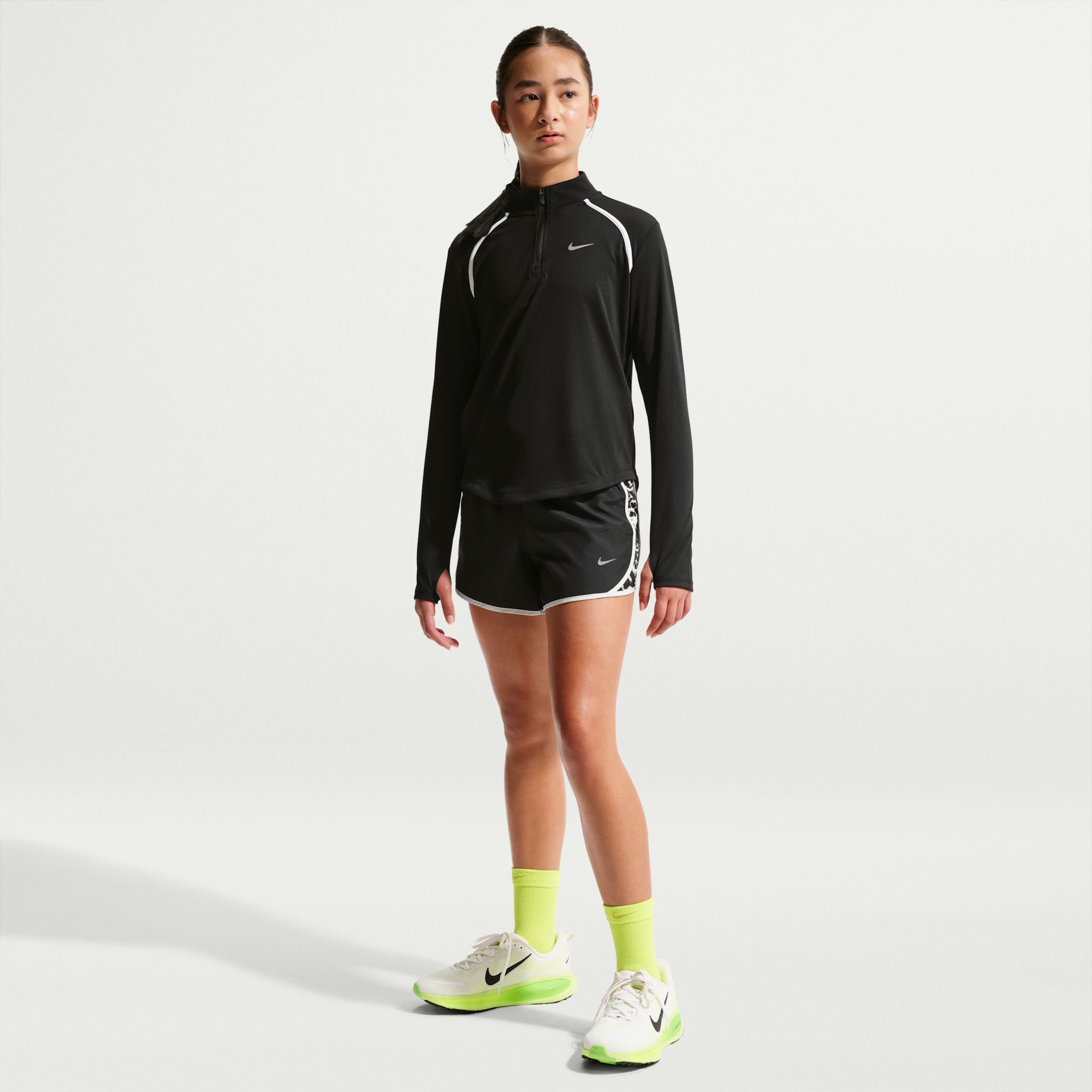 Nike Girls' Dri-FIT Tempo Short