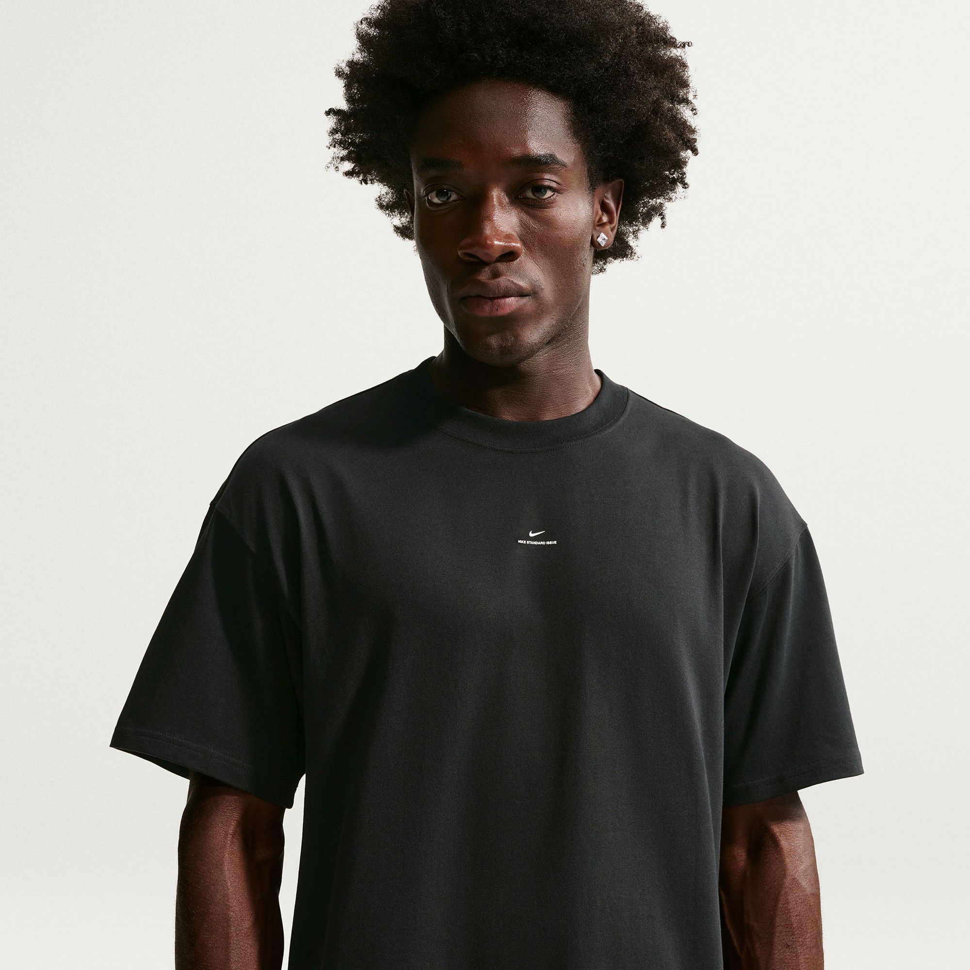 Nike Men's Dri-FIT Standard Issue Basketball T-Shirt